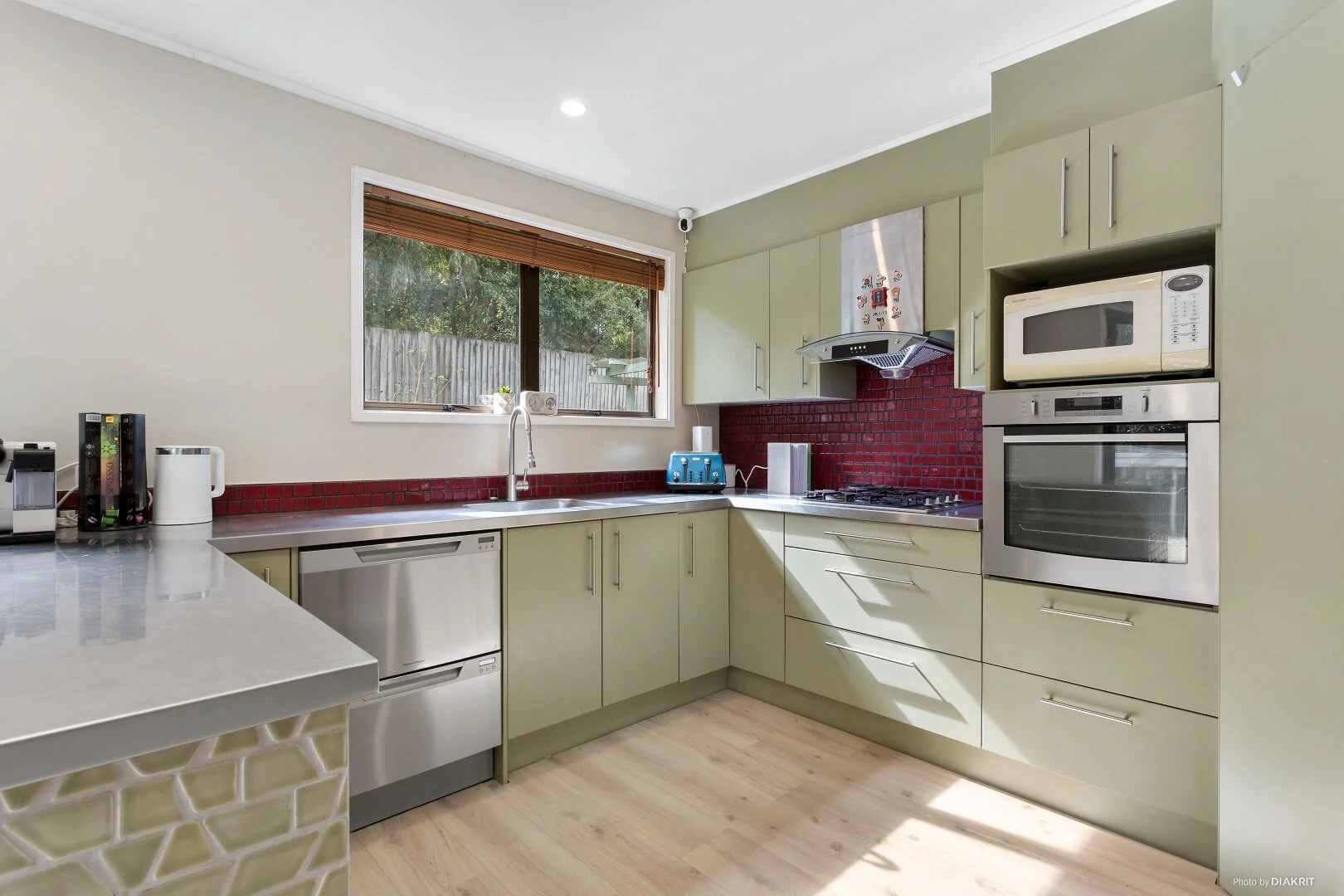26-Cranston-House-For-Sale-by-Bob-Voss-kitchen.jpg