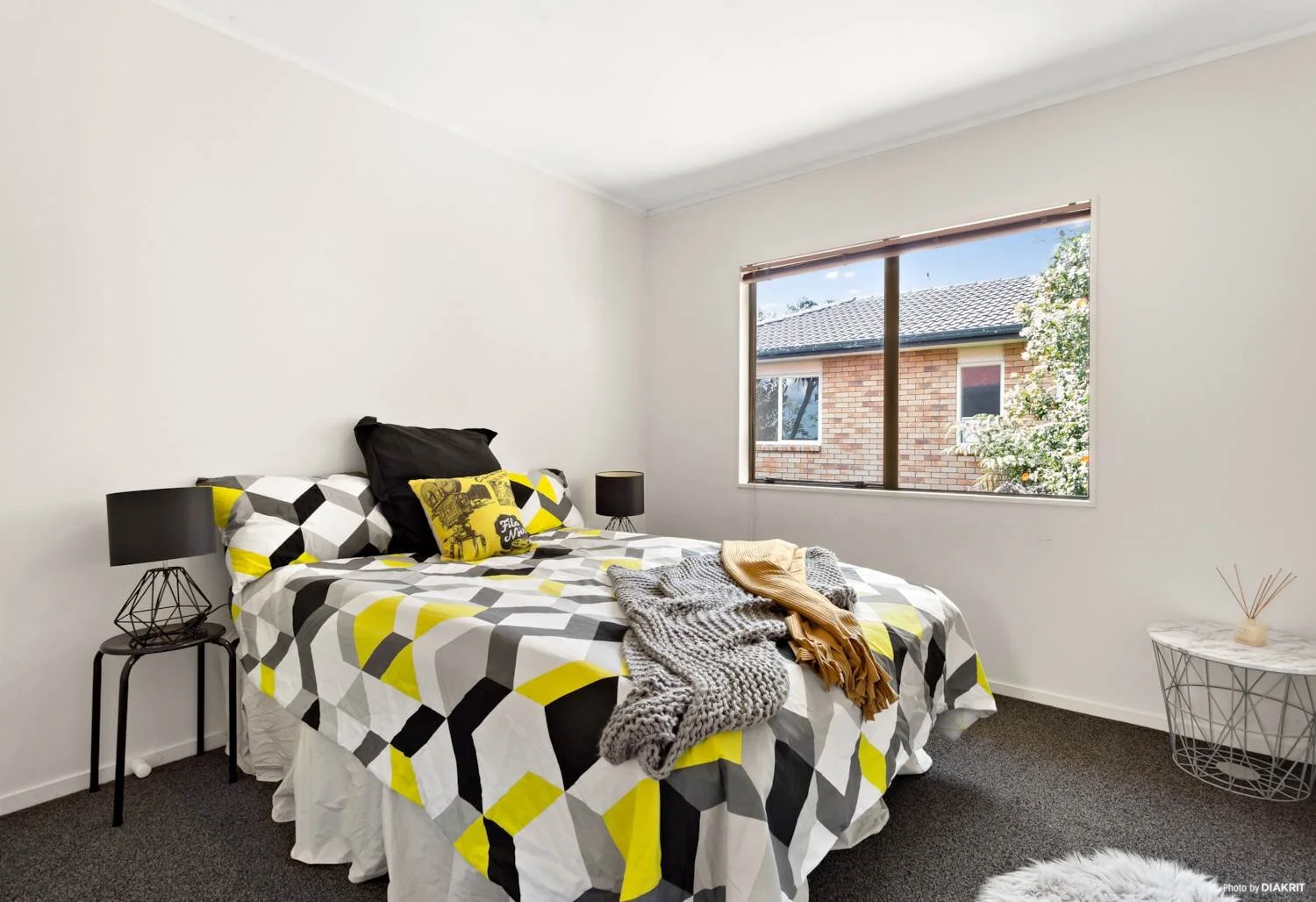 Sunset-Road-2-148-For-Sale-by-Bob-Voss-bedroom-2.jpg