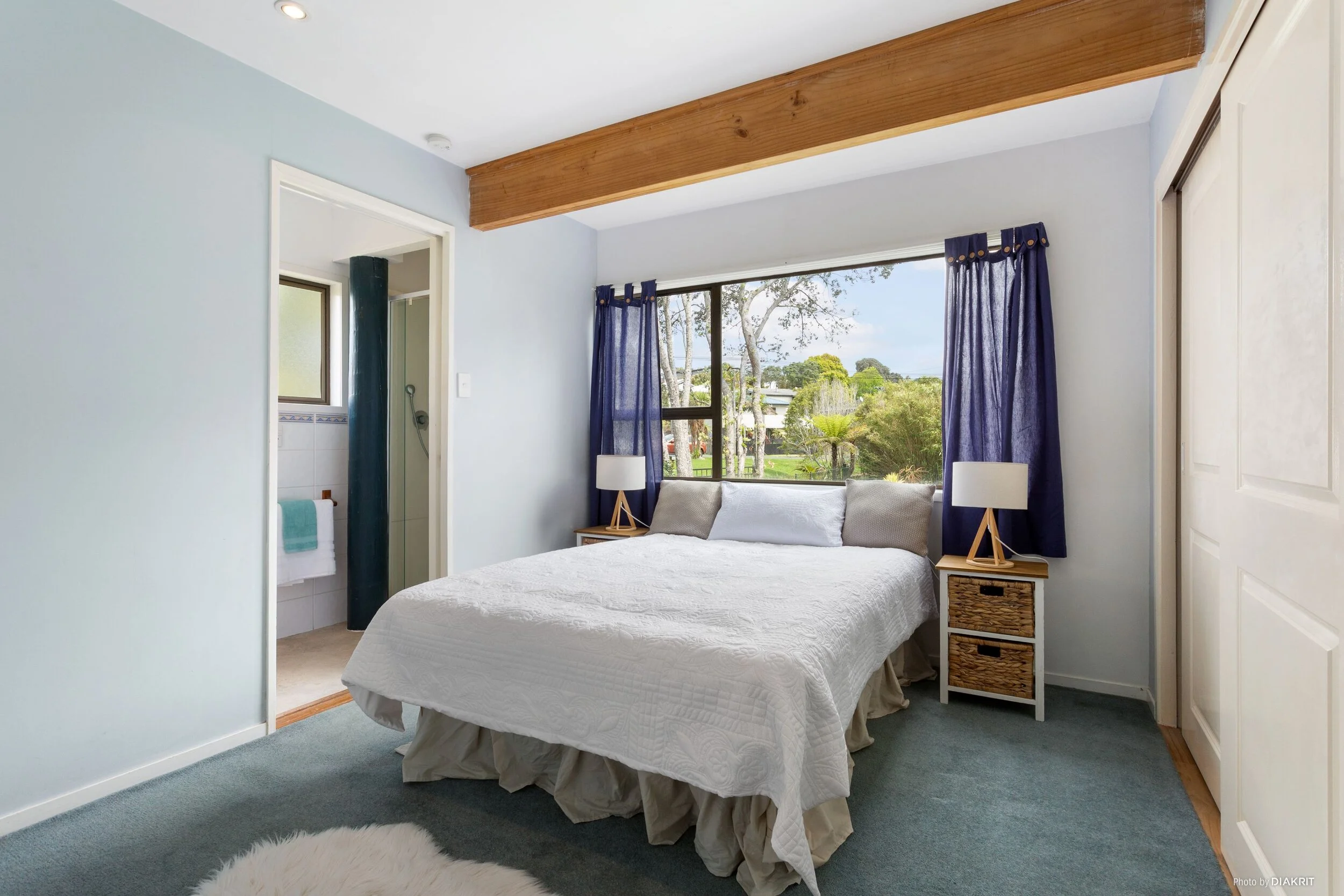 For-Sale-by-Bob-Voss-bedroom-1.jpg