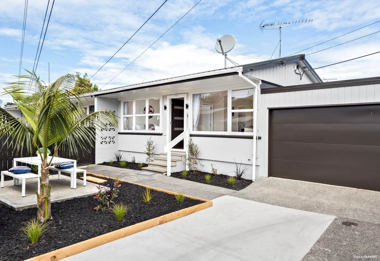 1.For sale by Bob Voss -front.jpg
