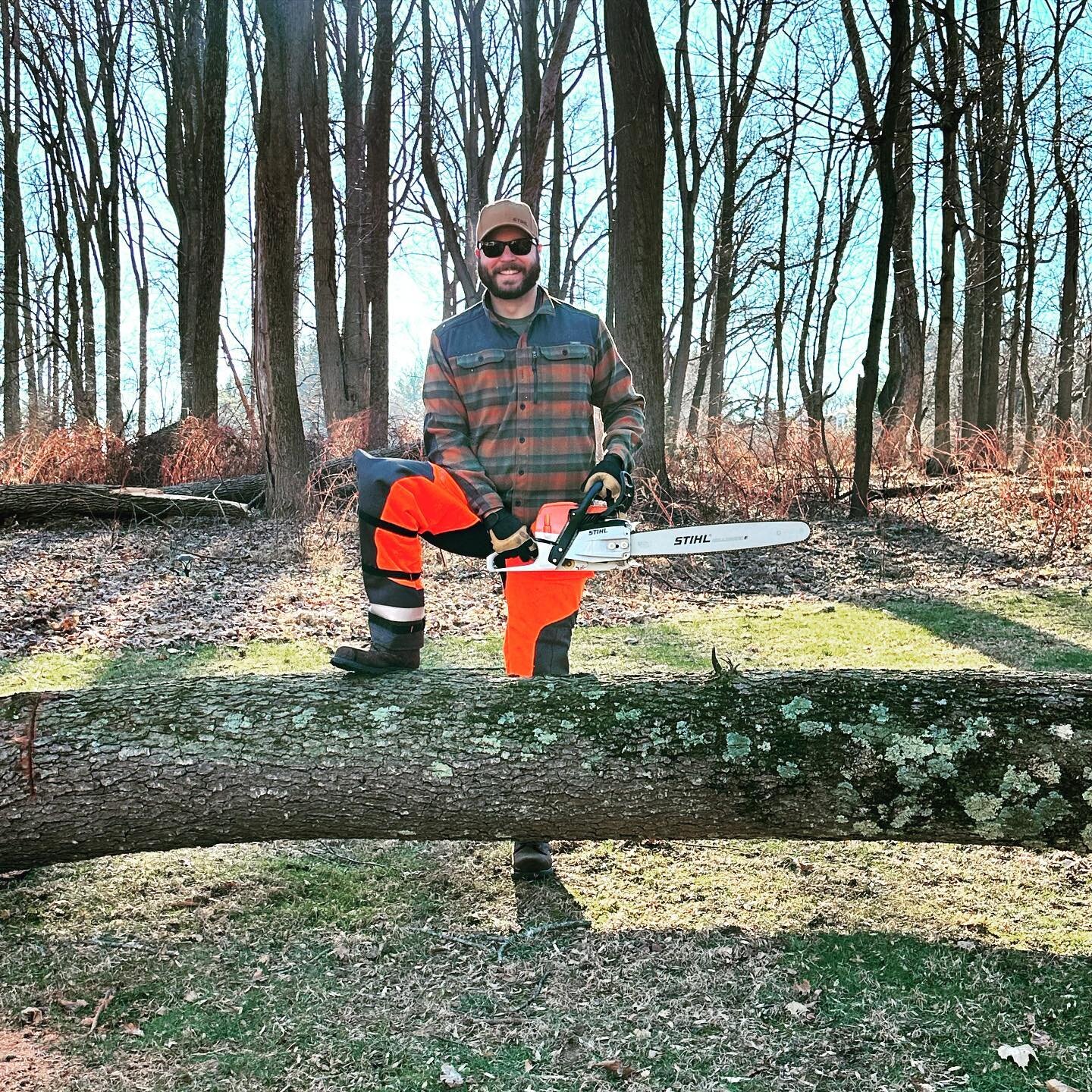 New gear getting put to use and a new new way to pass the time. 

@stihl @fiskars