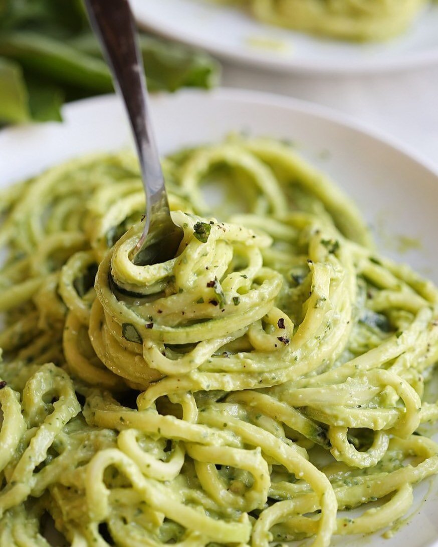 Happy Friday and happy day 6 of November Nourish! How is everyone feeling? Here&rsquo;s a super yummy recipe for you to enjoy and use up the last of that late summer produce. 

INGREDIENTS
* 6 large zucchini, spiralized
* 1 Tbsp olive oil
For the Sau