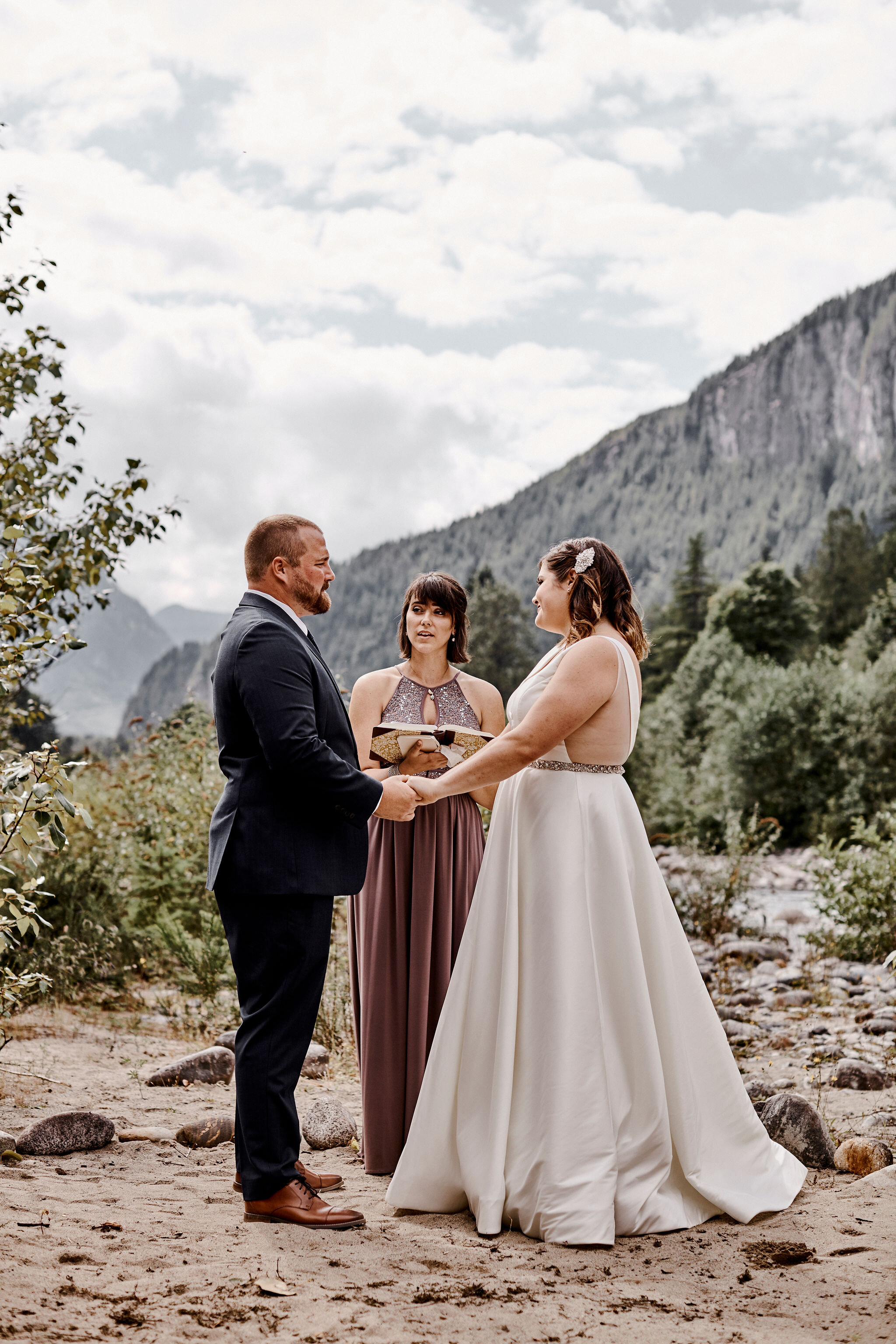 20190712_Emily+Ryan_04_Ceremony_046.jpg