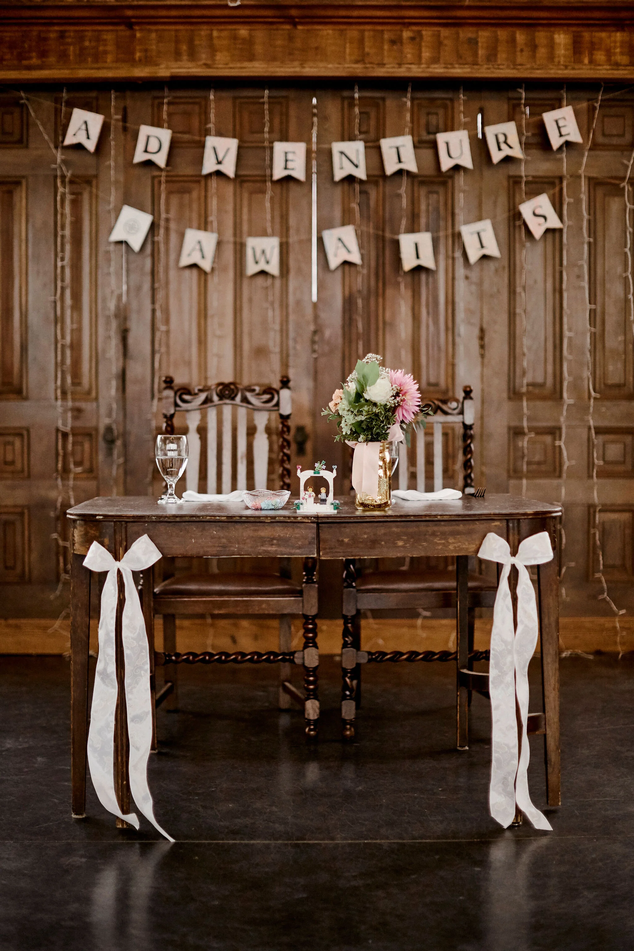 20190816_Megan+Trevor_02_VignettesAndVenueDetails_042.jpg