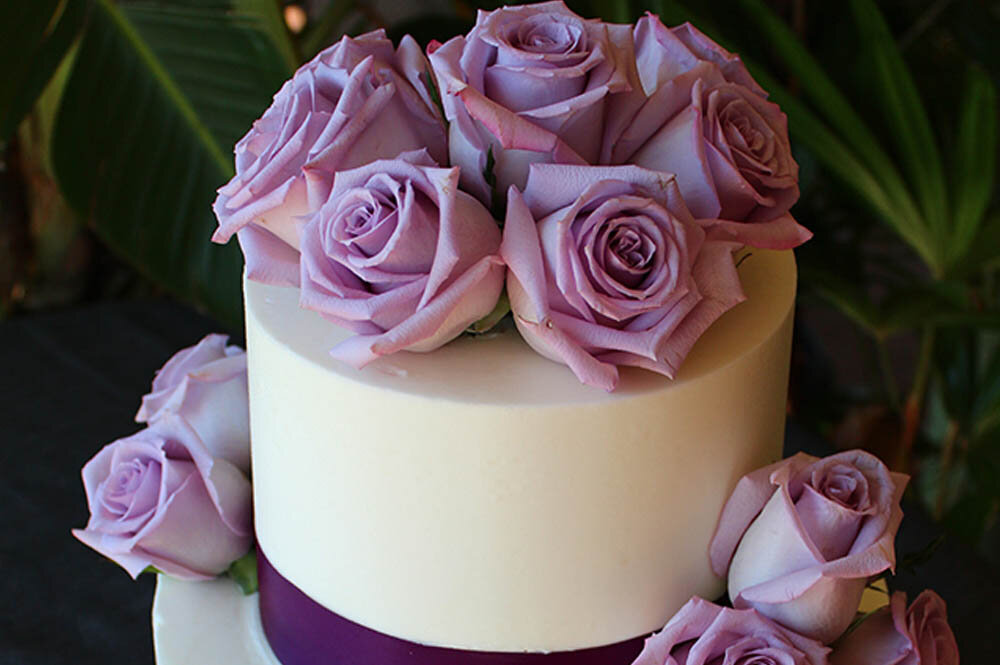 cake-works-bakery-dessert-specialty-wedding-cakes-honolulu-oahu-hawaii.jpg