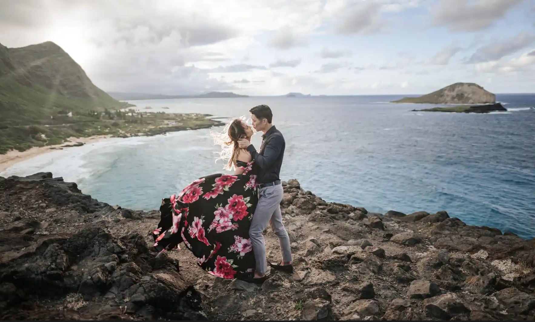 best honolulu Oahu Hawaii Wedding Elopement photographers pricing (2).JPG