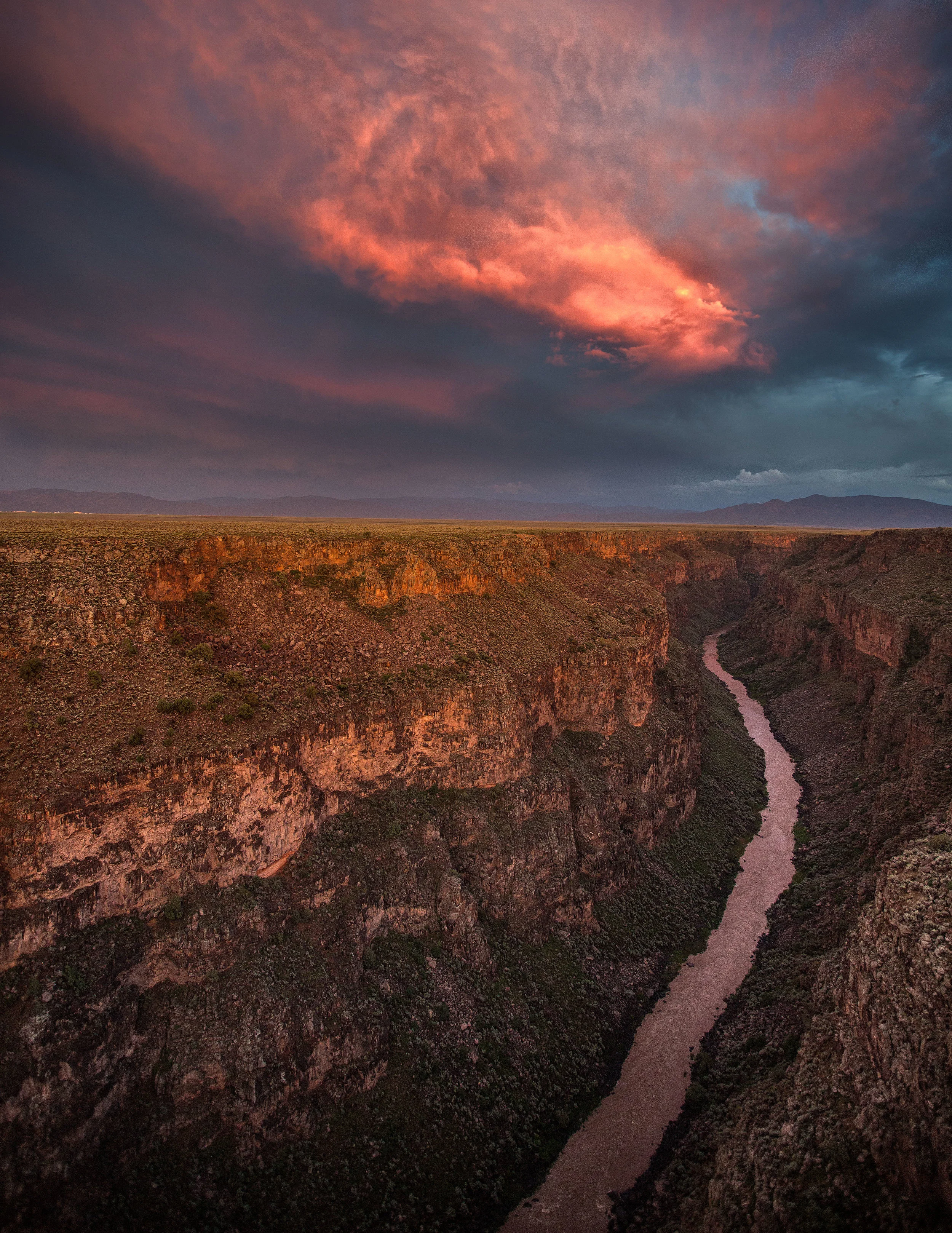 Taos Rio Grand.jpg