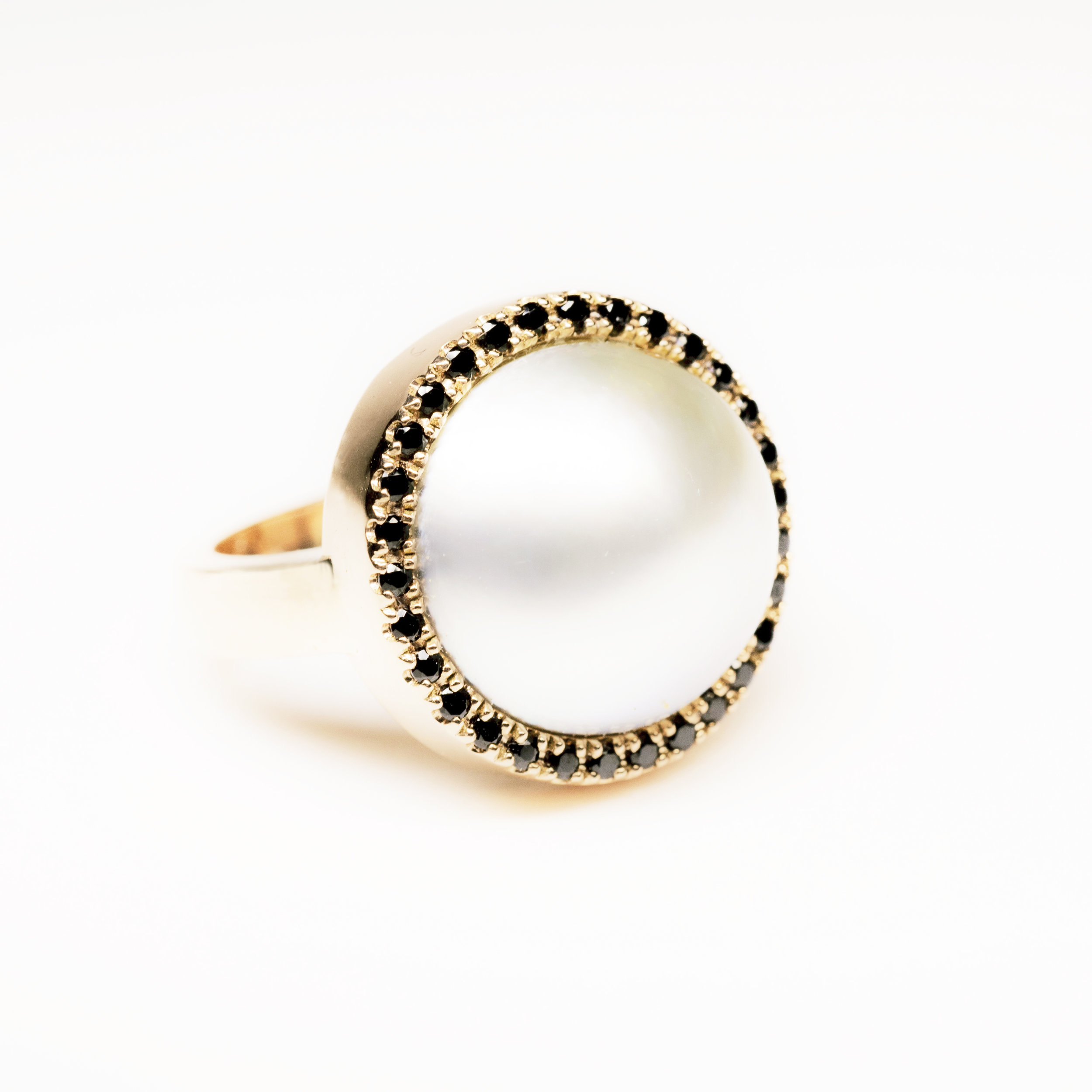 Mabe Pearl and Black Spinel Ring