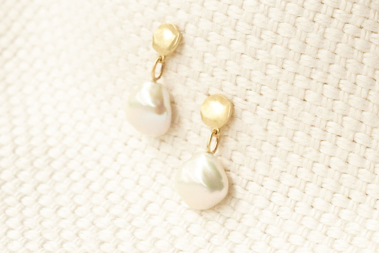 organic-gold-disc-pearl-drop-earrings.jpg