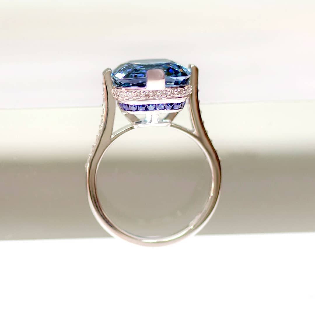 Carefully curated coloured gemstones and diamonds coming together in a subtle way. 

Aquamarine, princess cut sapphires and round  diamond gemstones exquisitely set and made in Melbourne.

Custom fine jewellery at it's finest.

#Aquamarine #bluegemst