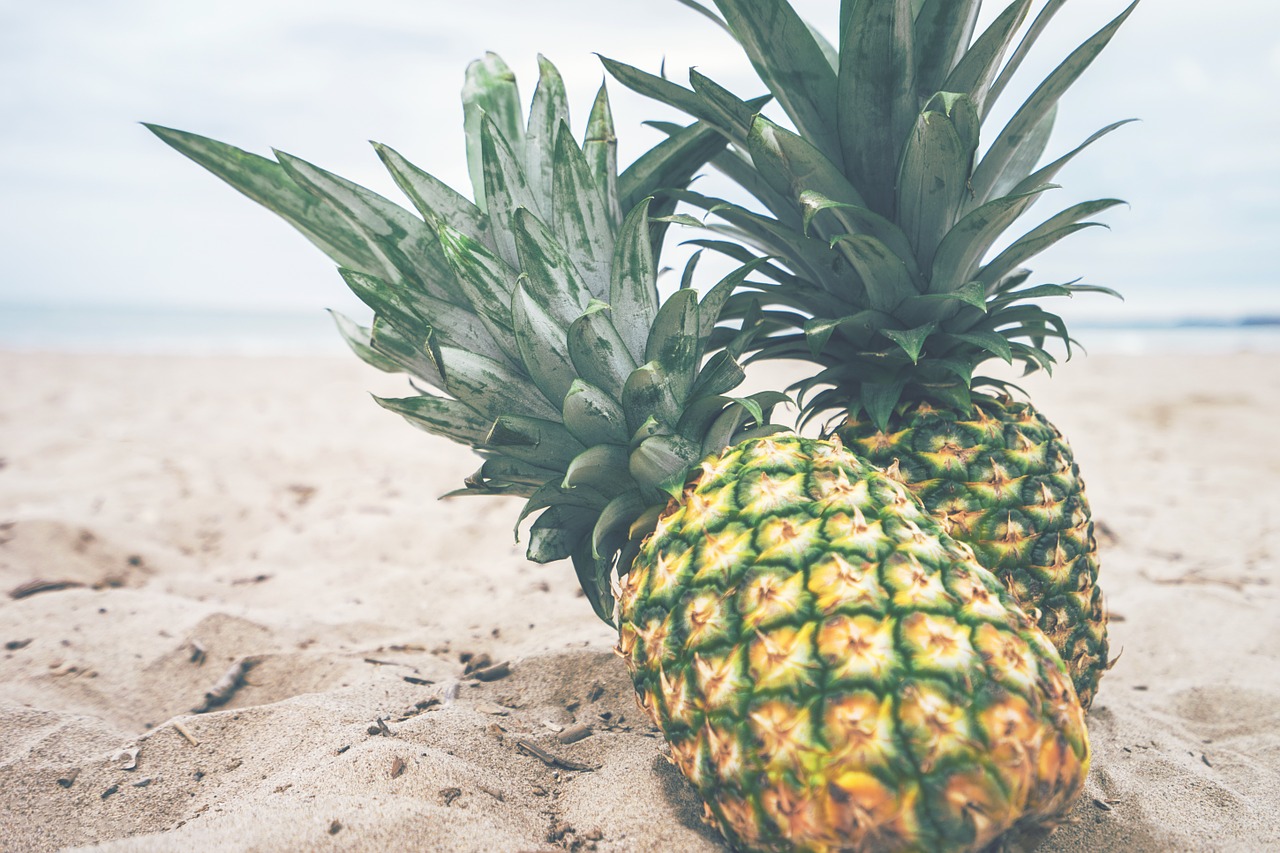 pineapples.jpg