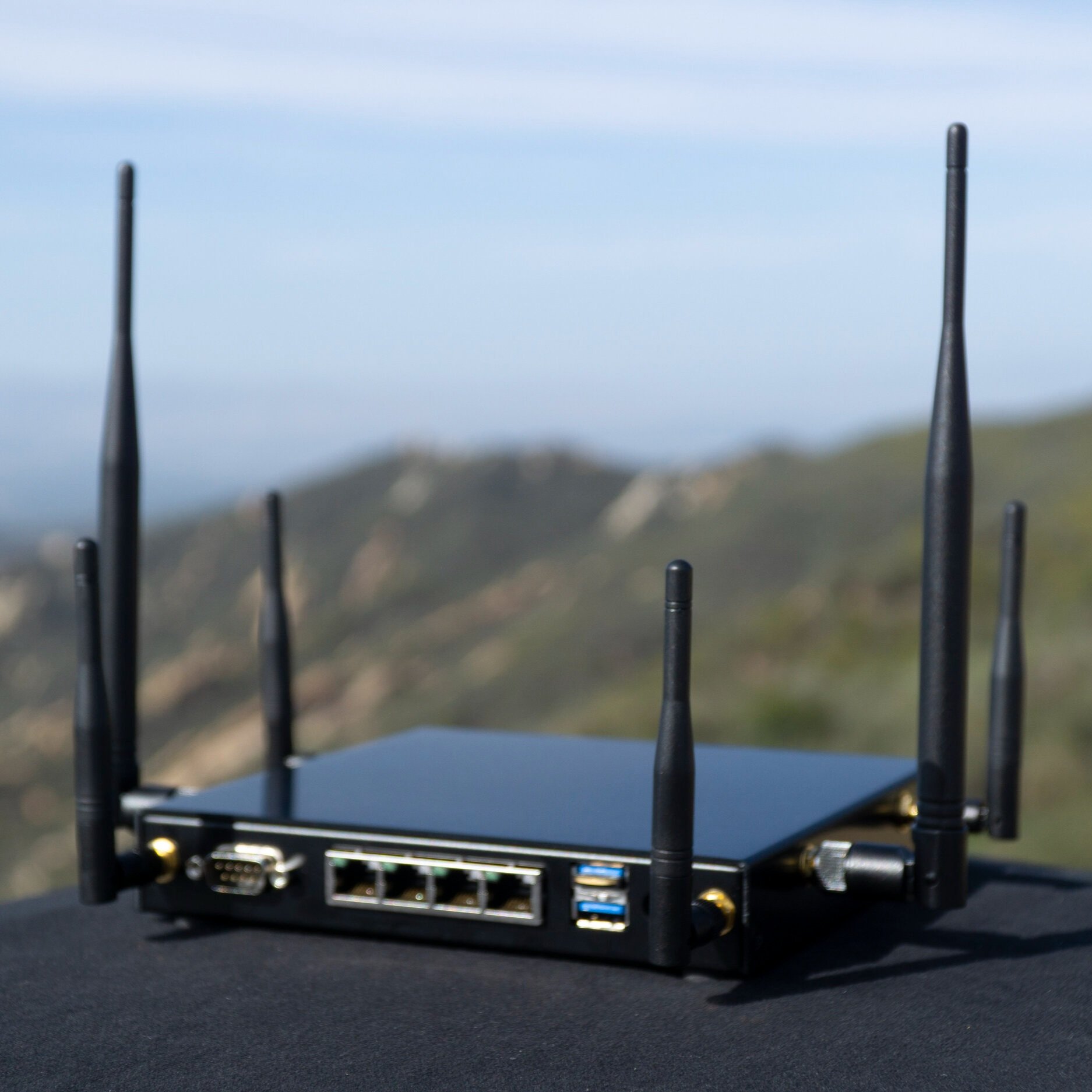 NetNinja Blacksite Edition - A bastion host for your MDF closet, plug into multiple layers of your network to monitor your network remotely with the built in cellular modem.