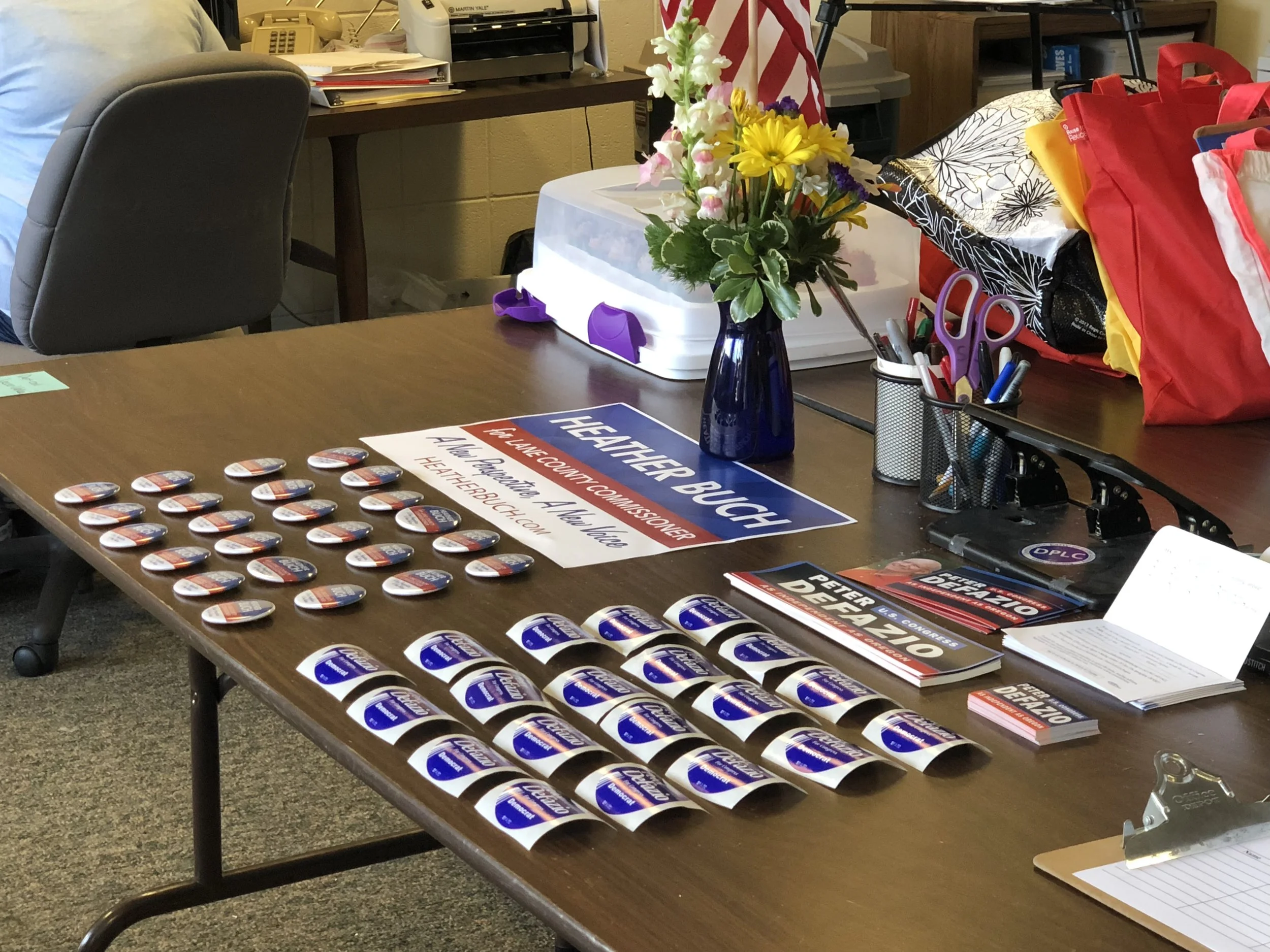 Cnavassing Stickers.jpeg