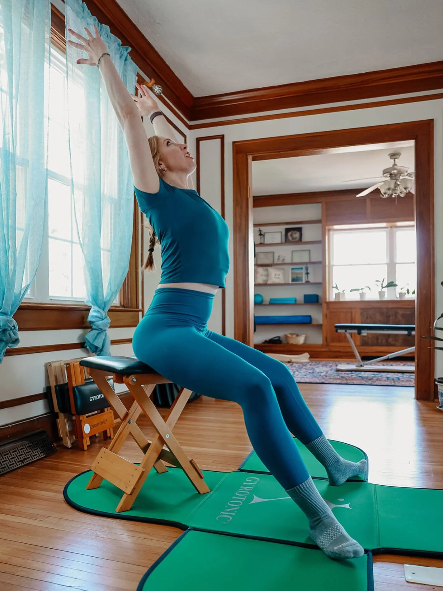 &ldquo;The ultimate aim is to be at home in one&rsquo;s body, to be at one with the nature of oneself, and to experience exercise as a creative and delightful experience.&rdquo;

-Juliu Horvath, Founder of the Gyrotonic Method
&bull;
📸: @alisafoytik
