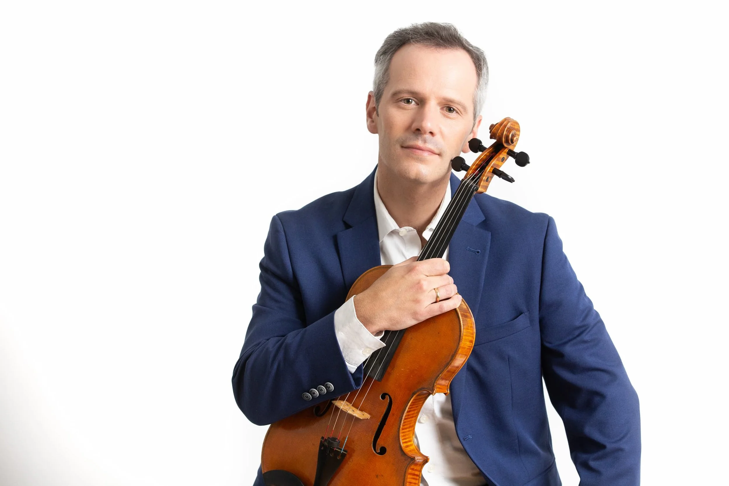Anthony Devroye, viola
