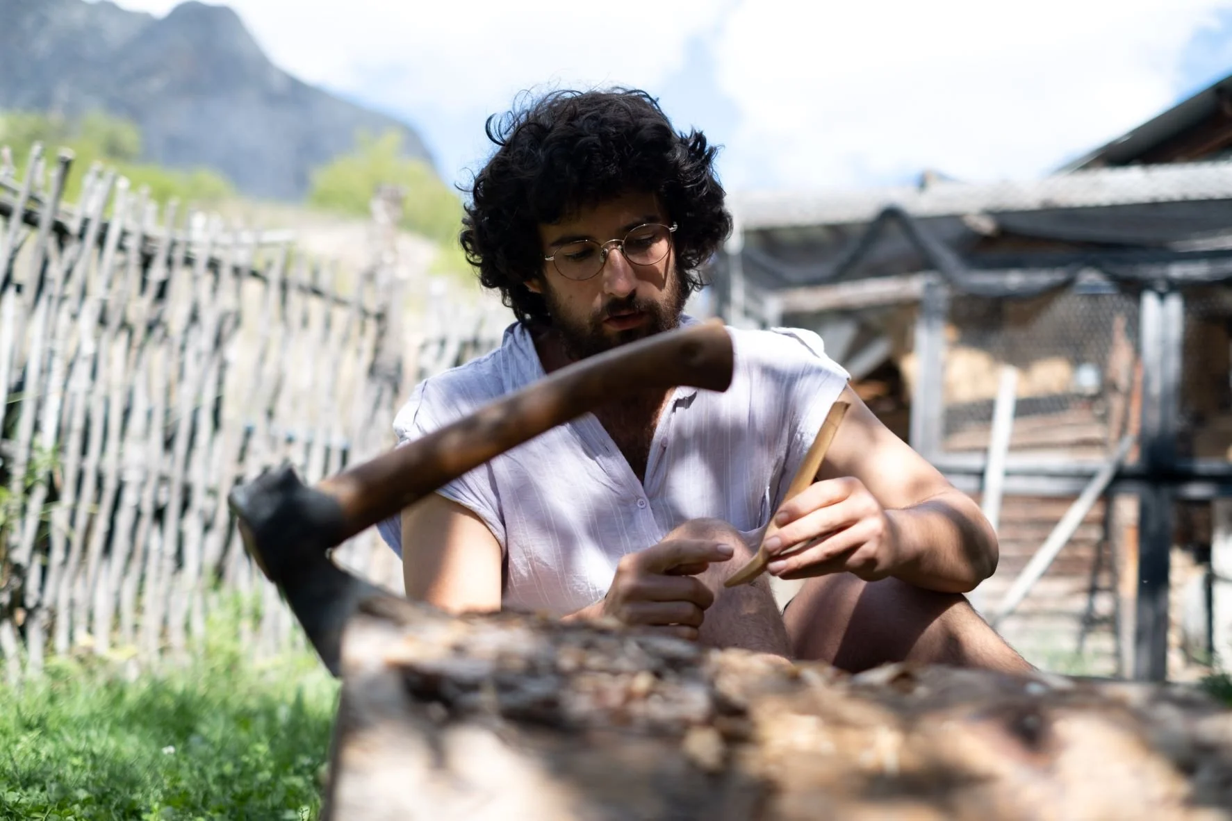 Spoon Carving with Nico Piedrahita