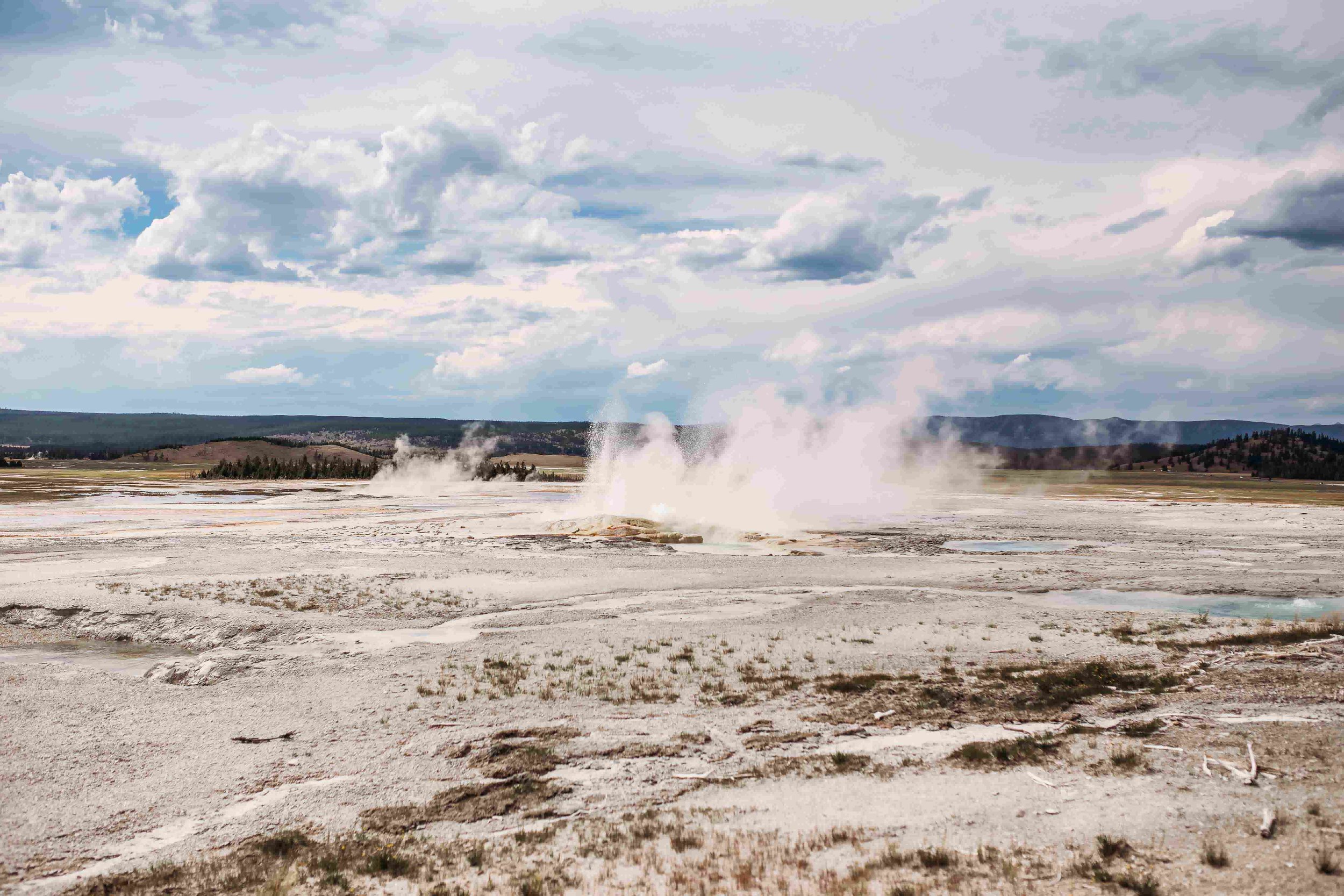 Yellowstone Gysers1.jpeg