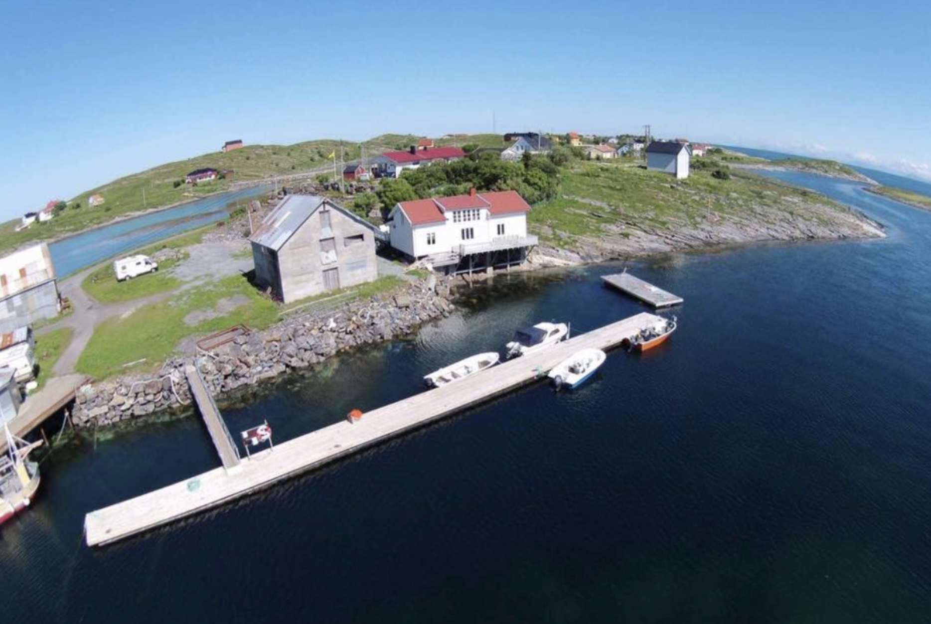 Gjestebrygga ligger lunt til på sørøstsiden av Selvær.