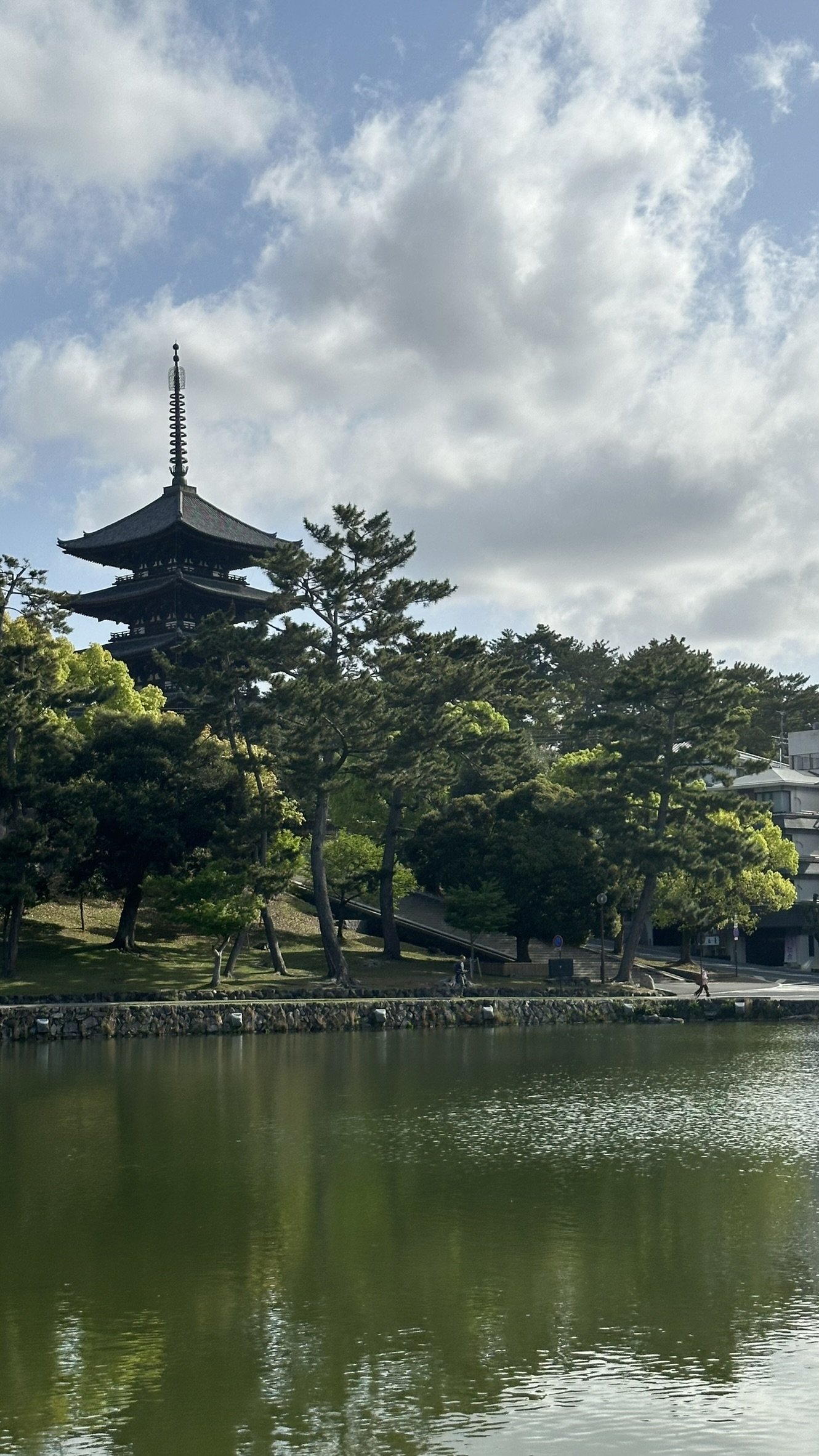 Kōfuku-ji (Sarusawa Pond)