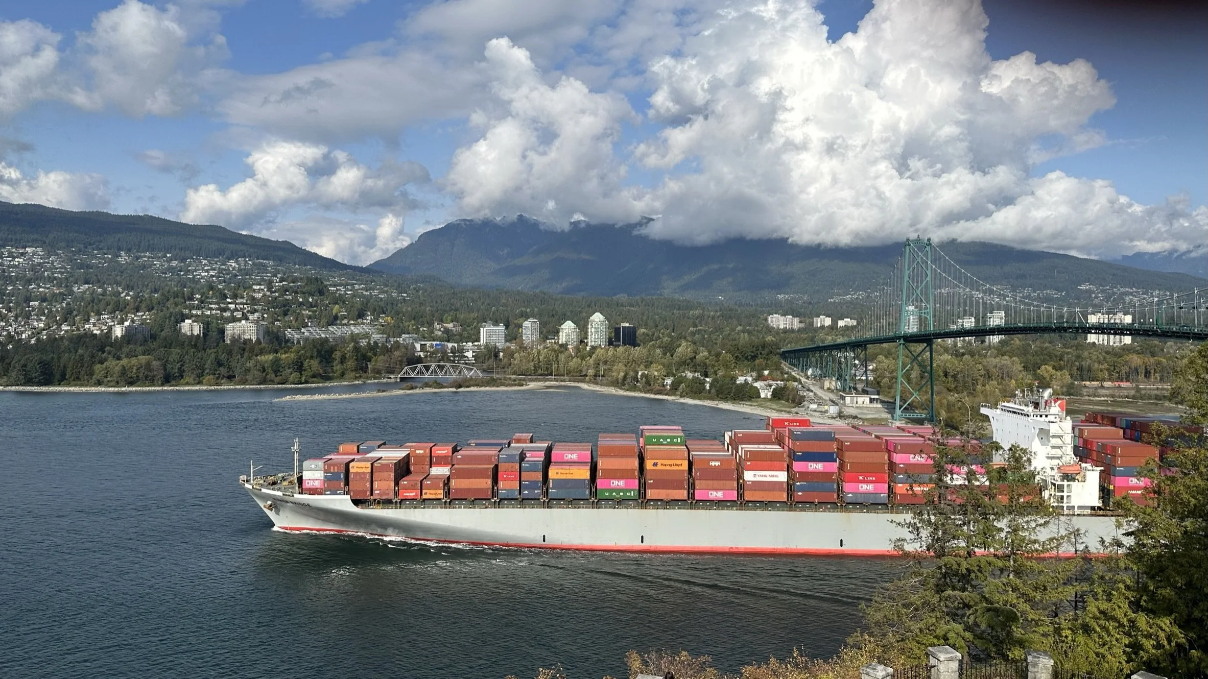 Vancouver Harbor (Lions Gate Bridge)