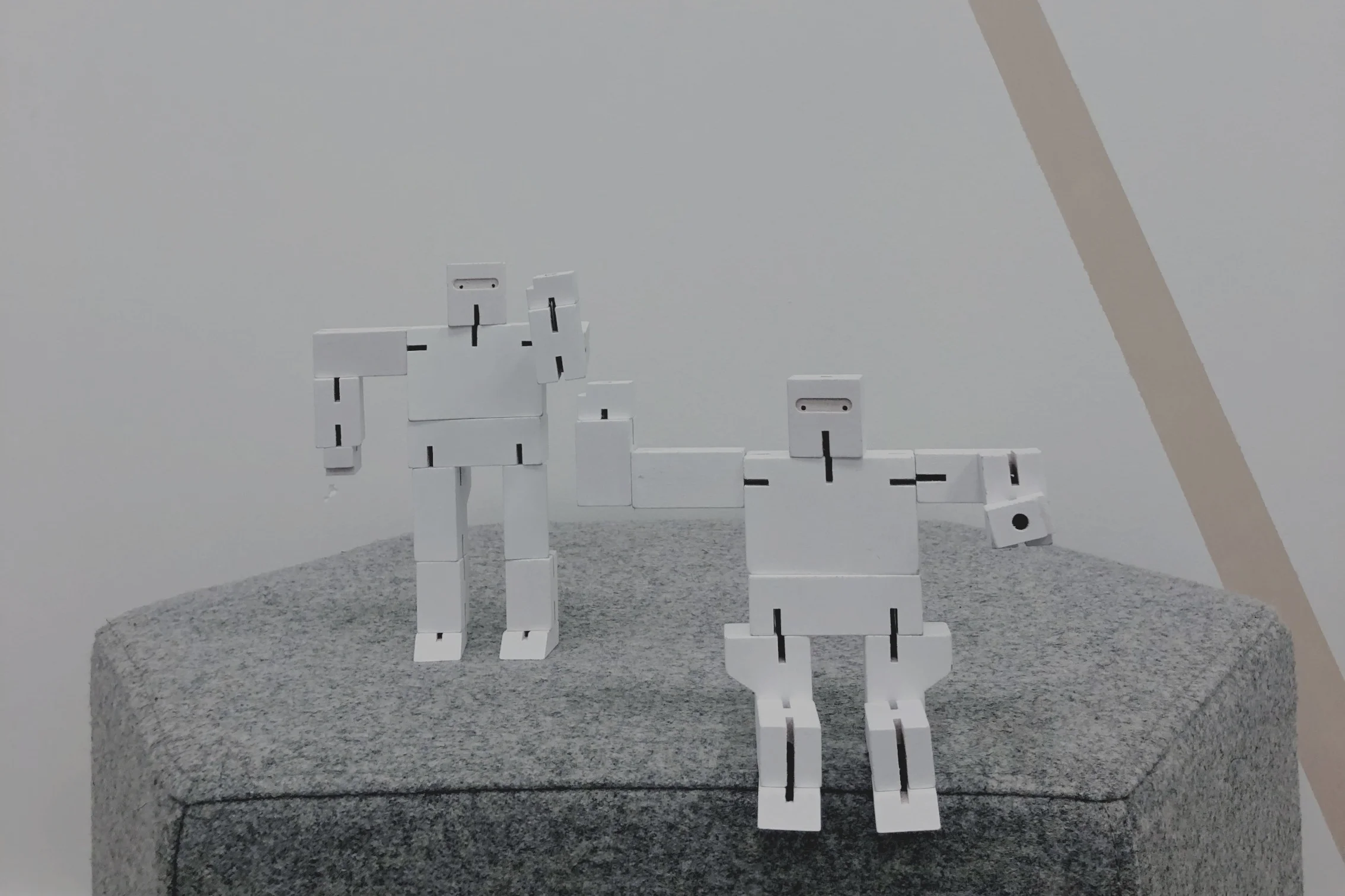 Cubebot1.jpg