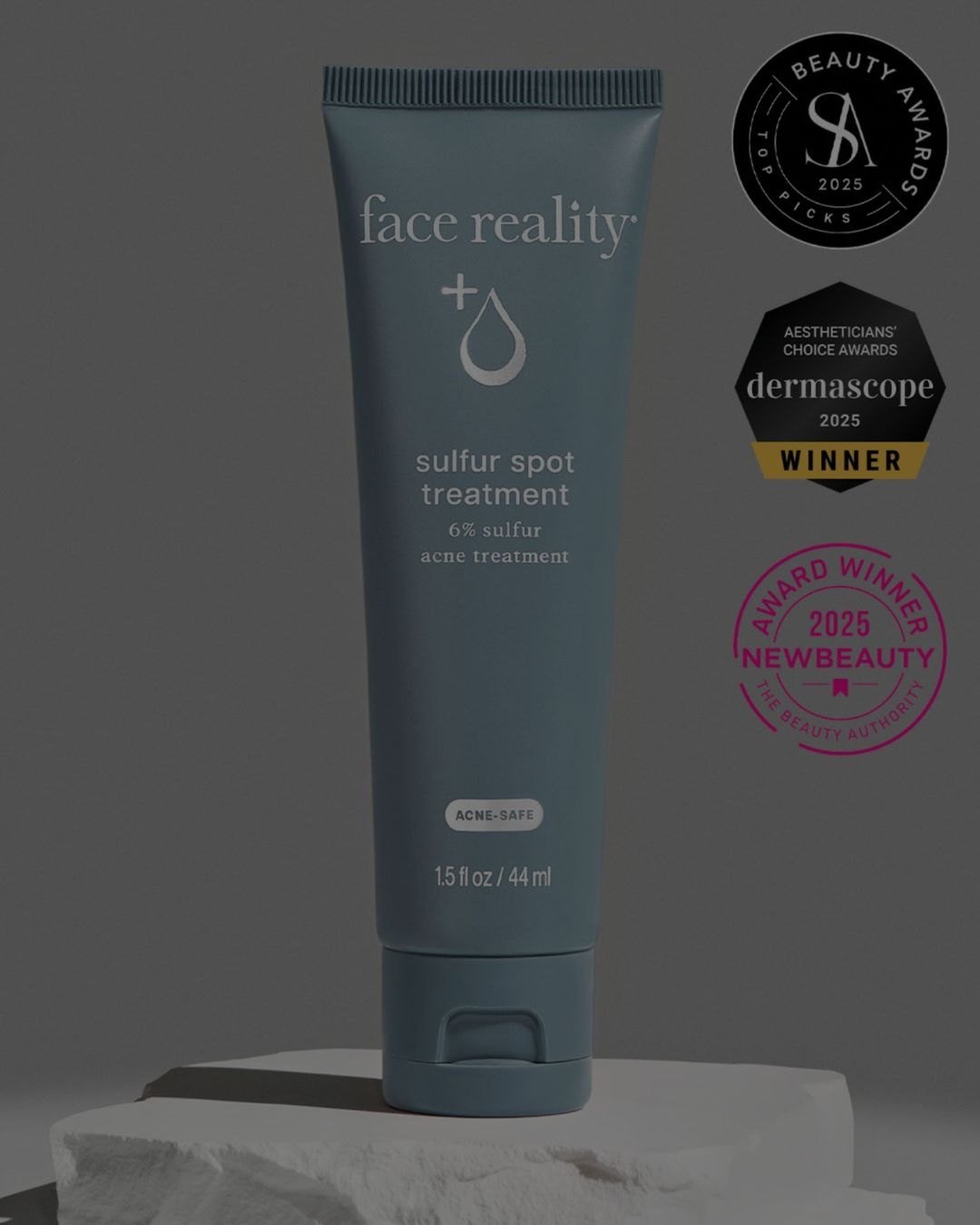 Don&rsquo;t panic, spot treat 🤍 A little dab = a big difference

Face Reality Sulfur Spot Treatment
✔️ Calms breakouts
✔️ Reduces redness
✔️ Speeds up healing

Your acne emergency MVP ✨ 

#rawrituale #medicalspa #medicalaesthetics #aesthetician #est