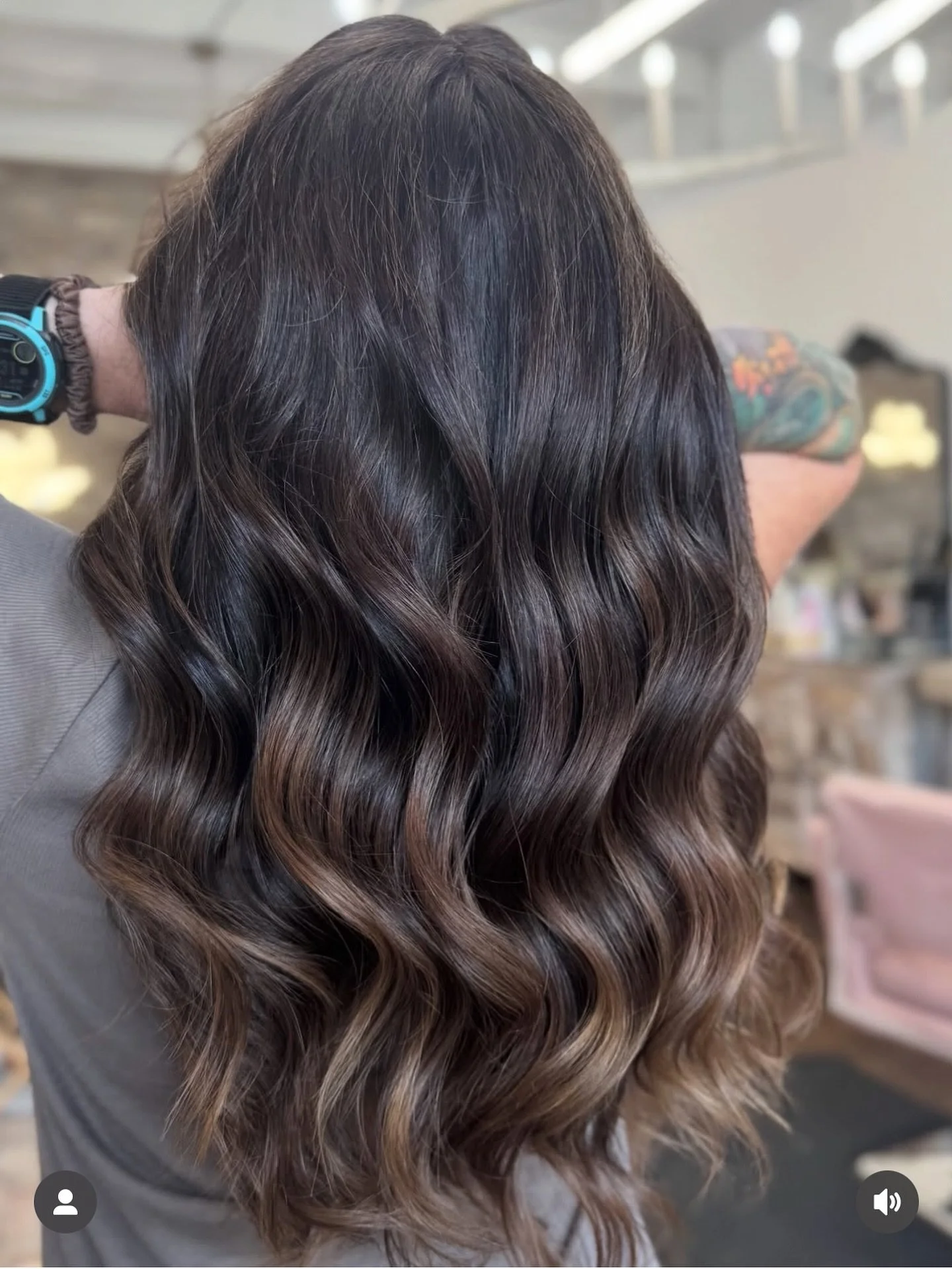 More Fall-Inspired Hair!🍂
Add a little pumpkin to your espresso this season!

Get on our Fall Books!
Visit www.hairandco.salon to meet our stylists, check out our services, and get started!
.
.
.
#pensacola #downtownpensacola #pensacolahair #pensaco