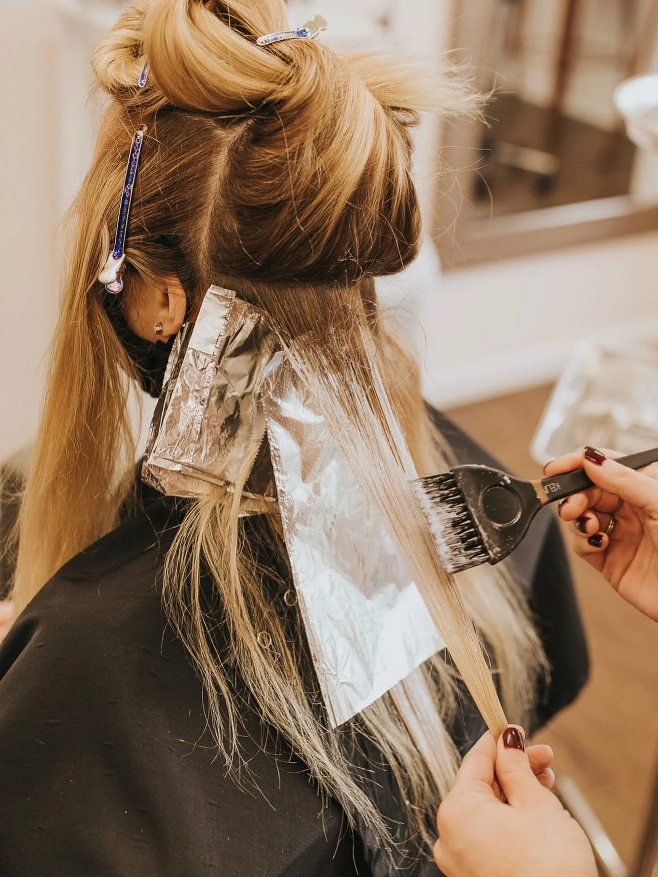 Need us to work a little color magic on your hair?🪄

If you&rsquo;re craving complete transformation, or just a subtle fresh look for your current color, we got you - 
Call us and we&rsquo;ll get you booked!
.
.
.
#pensacola #downtownpensacola #pens
