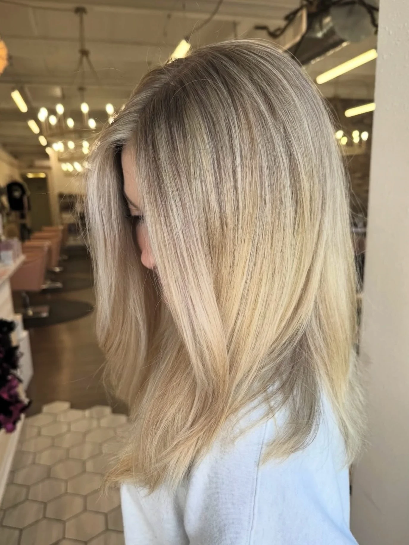 A Blonde that SHINES✨💁&zwj;♀️

Get your own perfect, shimmering blonde!
Book with our team of blonde specialists at www.hairandco.salon
.
.
.
#pensacola #pensacolahair #pensacolahairstylist #pensacolahairsalon #pensacolablondes