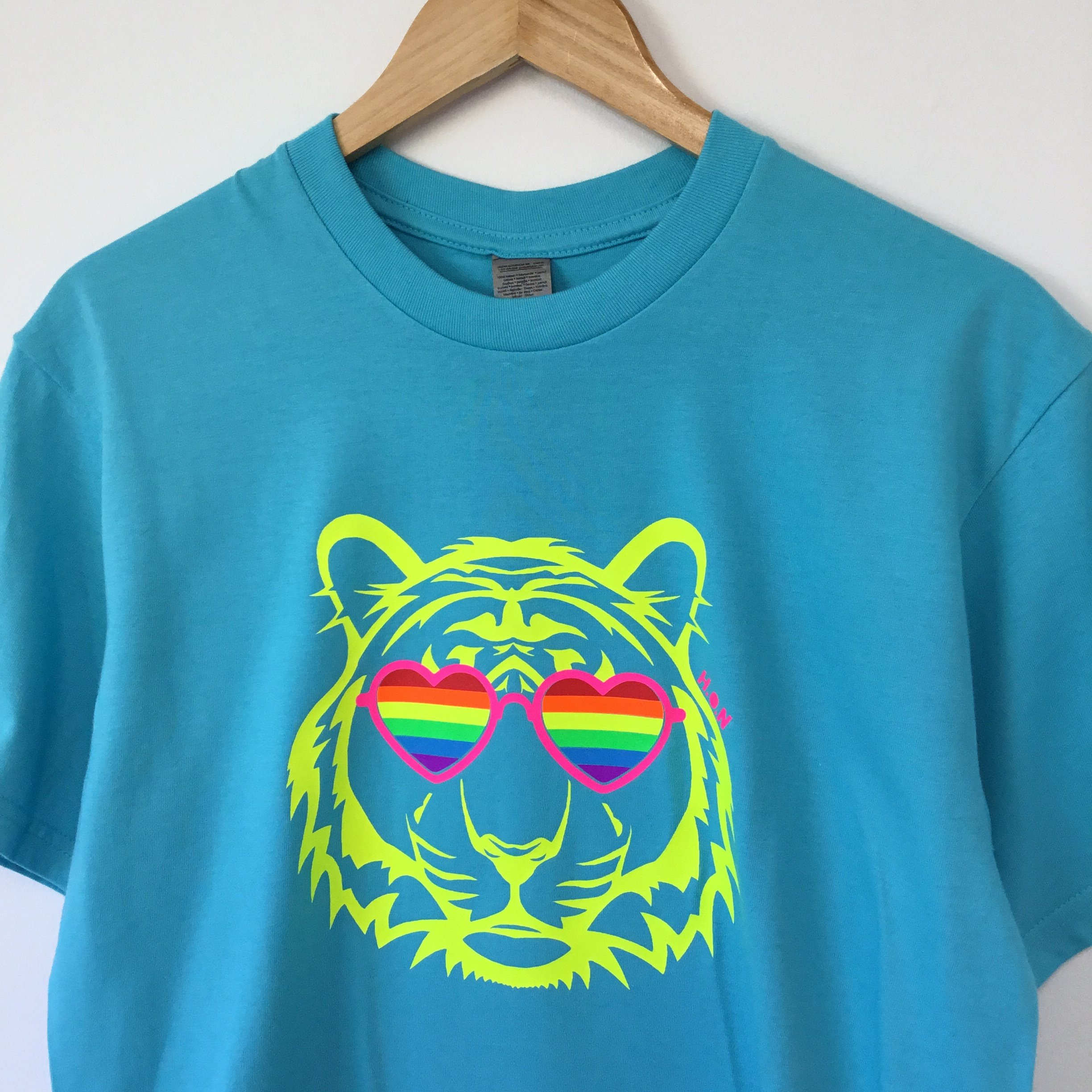 LOVE IS LOVE TIGER TEE — HOUSE OF NEON