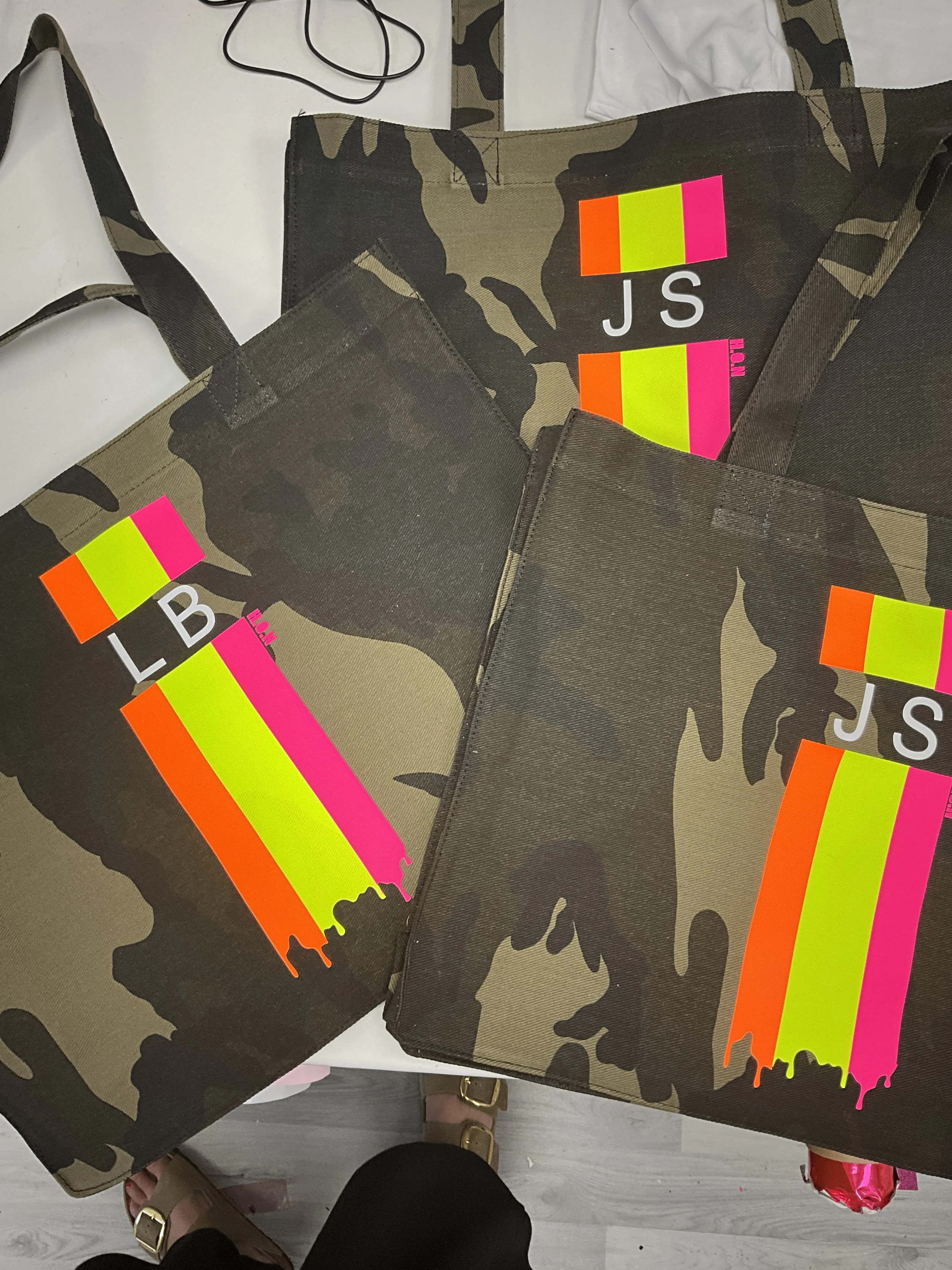 CUSTOM INITIAL STRIPE DESIGN AVAILABLE ON LEOPARD/CAMO/BLACK AND GREY TOTE
