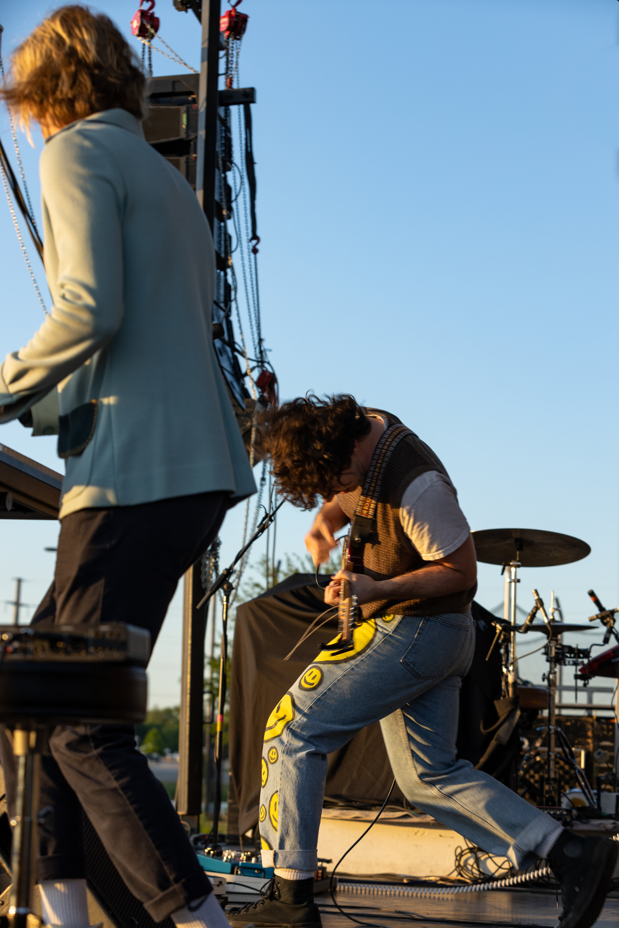  Close up shots of the individuals in the band. 