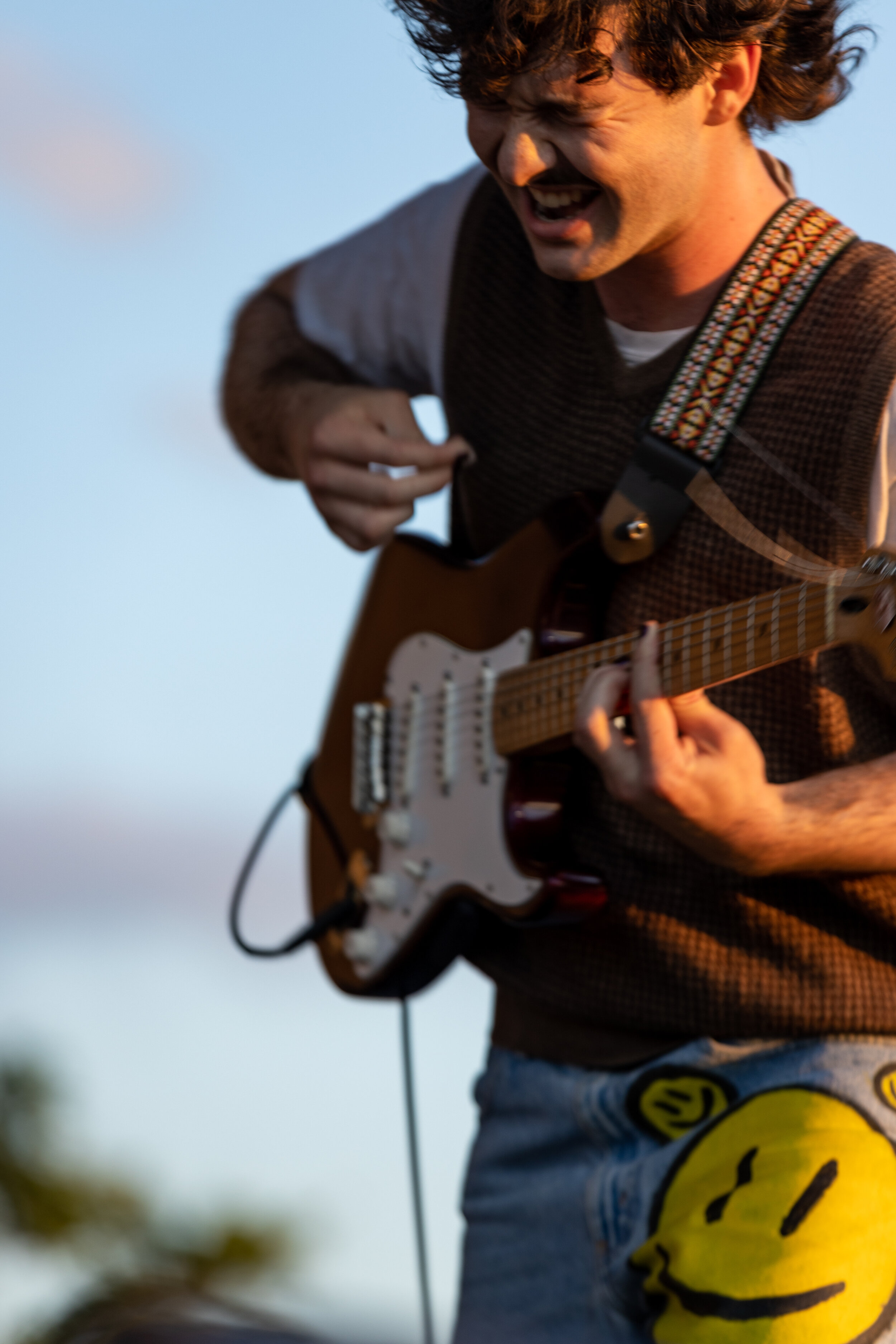  Close up shots of the individuals in the band. 