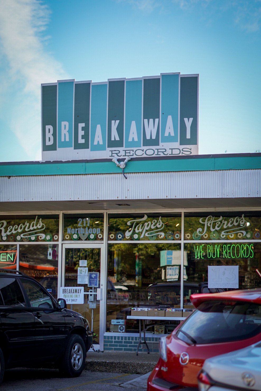  Breakaway Records storefront 