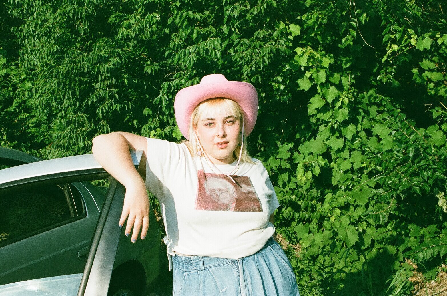 Artist Spotlights: Moving Forward with Annie DiRusso