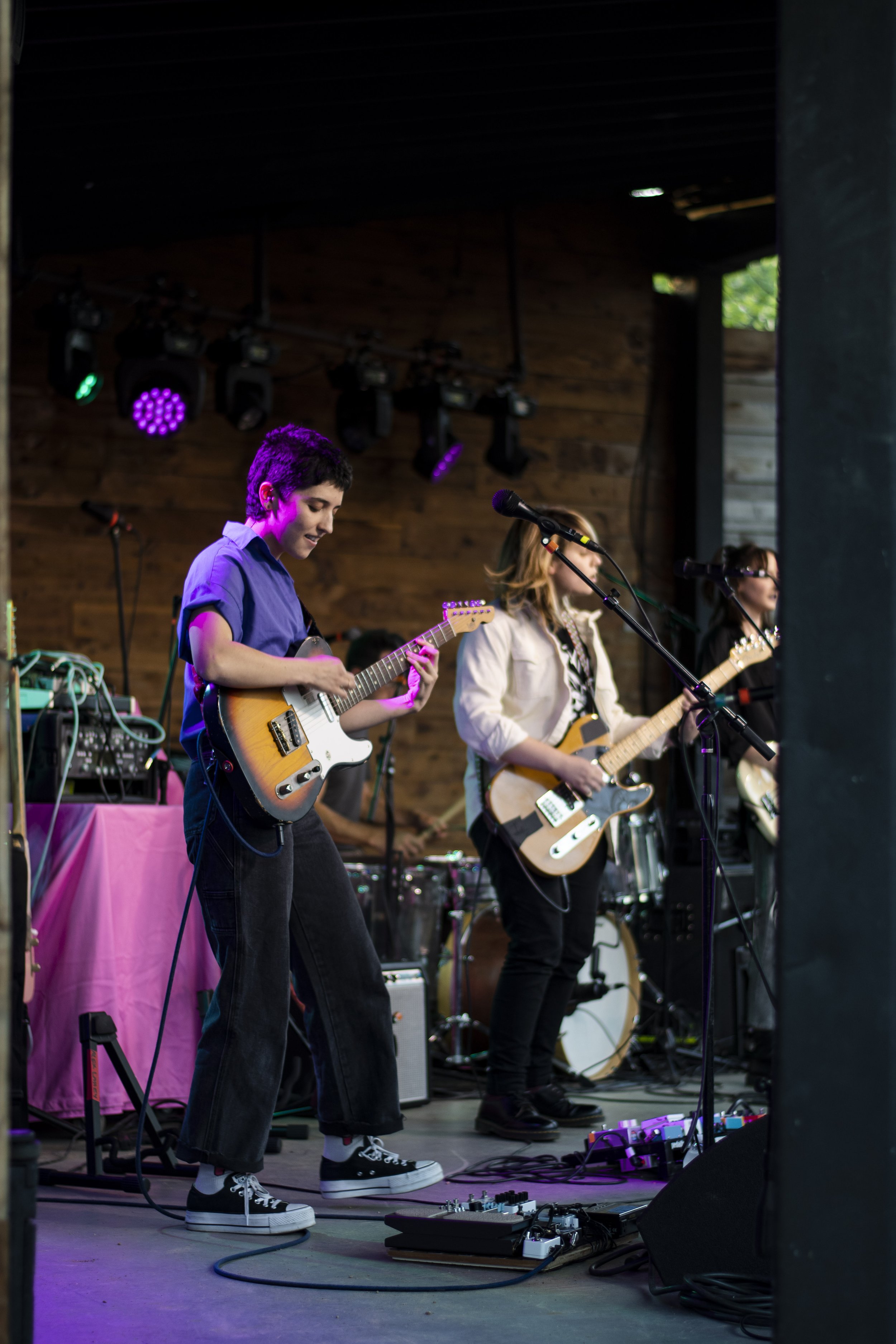  Jess Kallen, the guitarist for Alex Lahey, hypes up the crowd with a phenomenal guitar riff.&nbsp; 