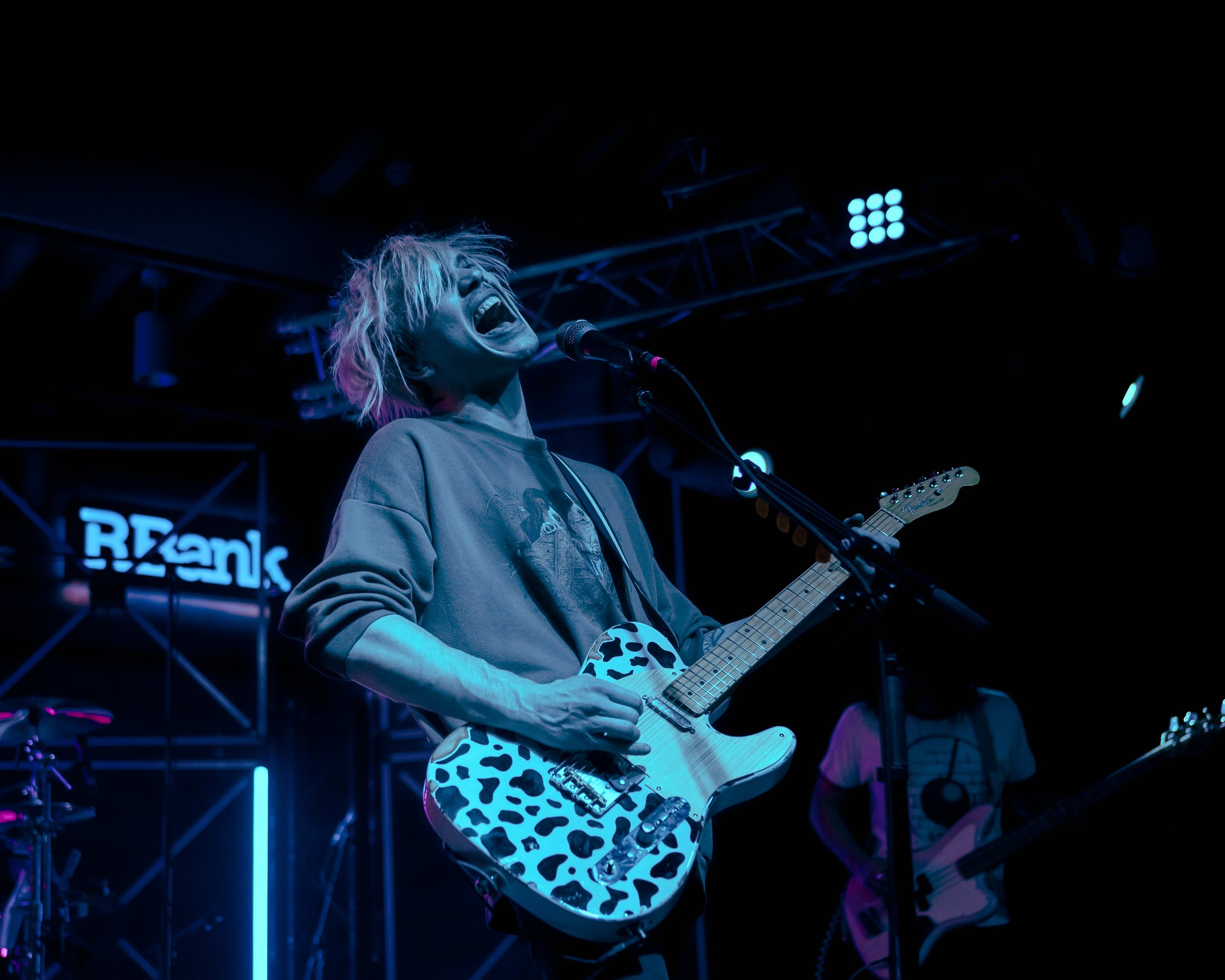  Badflower frontman Josh Katz belts out songs off the band’s new album,  This Is How the World Ends . 