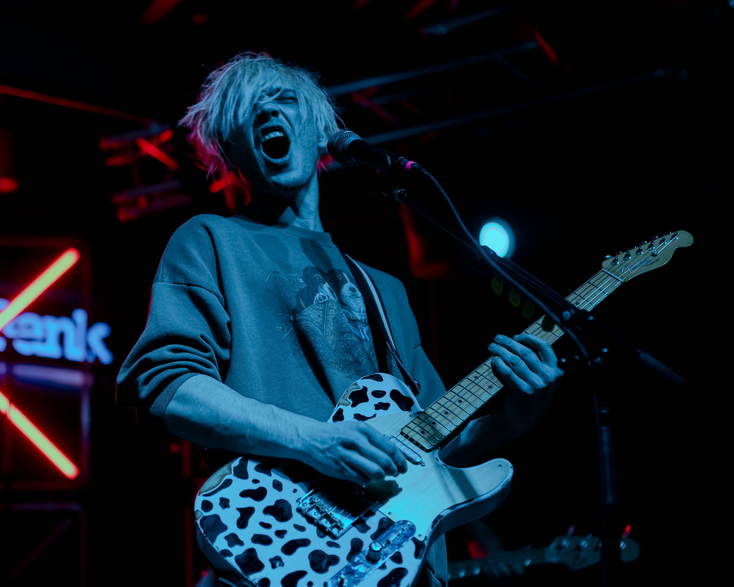  Badflower frontman Josh Katz belts out songs off the band’s new album,  This Is How the World Ends . 