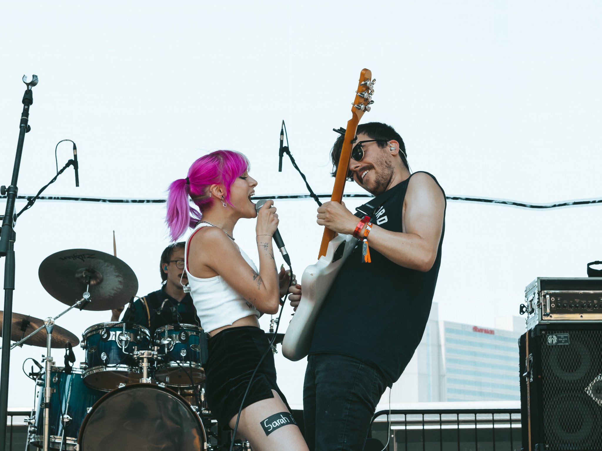  Alternative singer-songwriter Sarah Barrios puts on a vibrant set at the Idobi stage. 