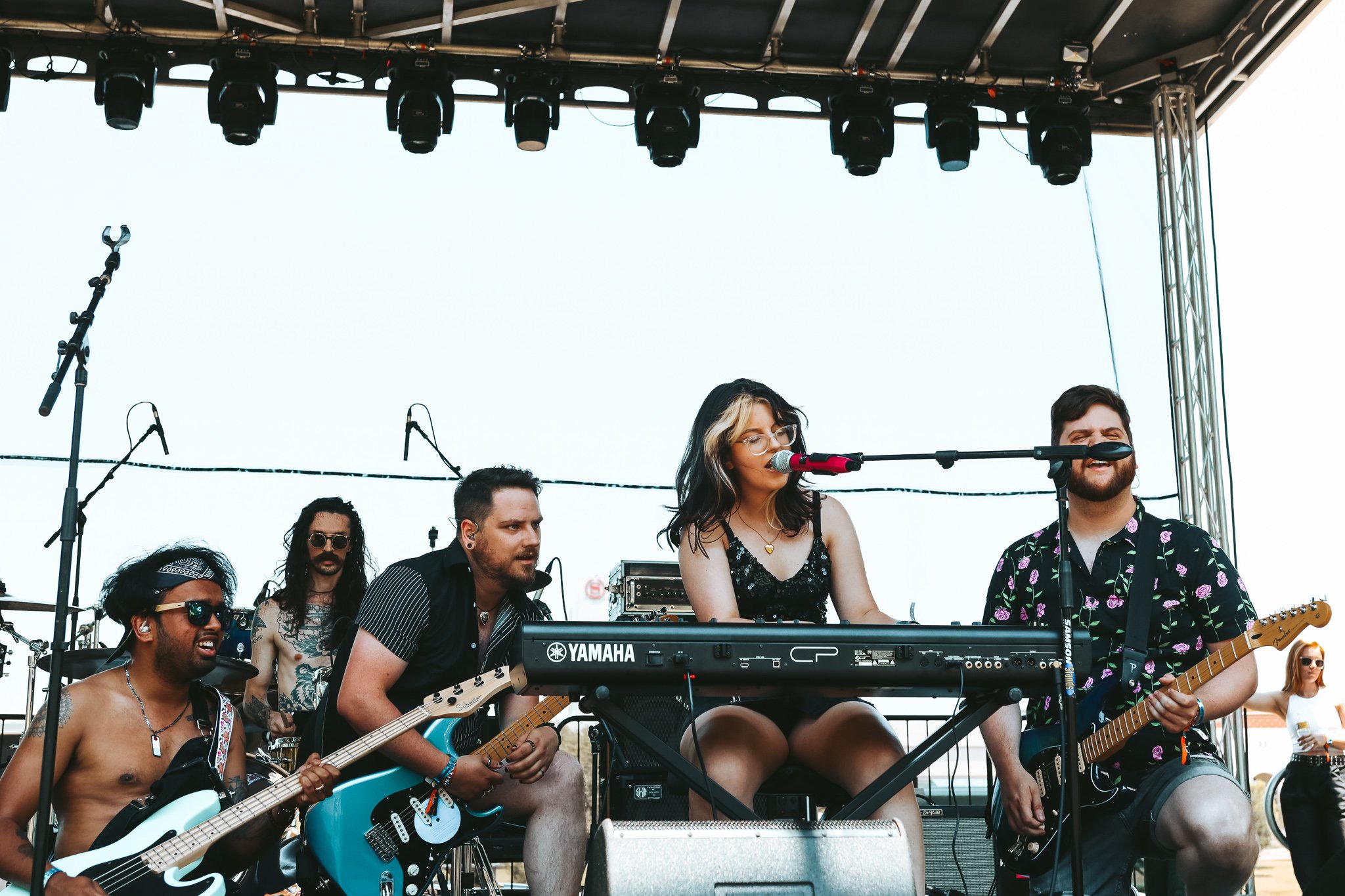  Atlanta pop-rock band Glimmers kicks off day three on the Idobi stage. 
