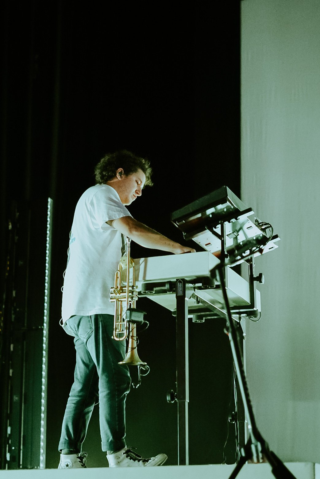  Pianist Danny Ferenbach plays for the Dallas crowd. 