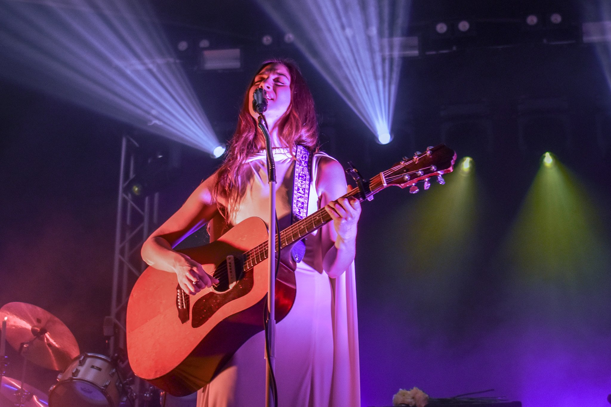  Weyes Blood changes from piano to acoustic guitar to perform “Wild Time.” 