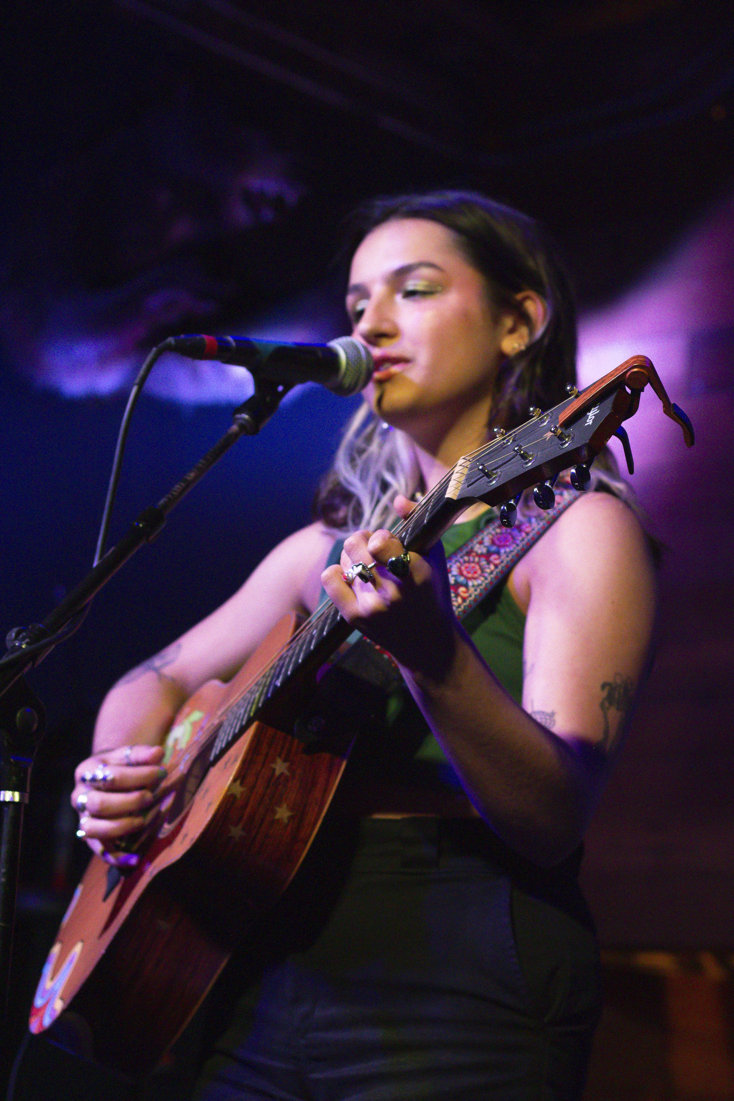  Abby Cates plays an acoustic opening set with a mix of released and unreleased songs. 