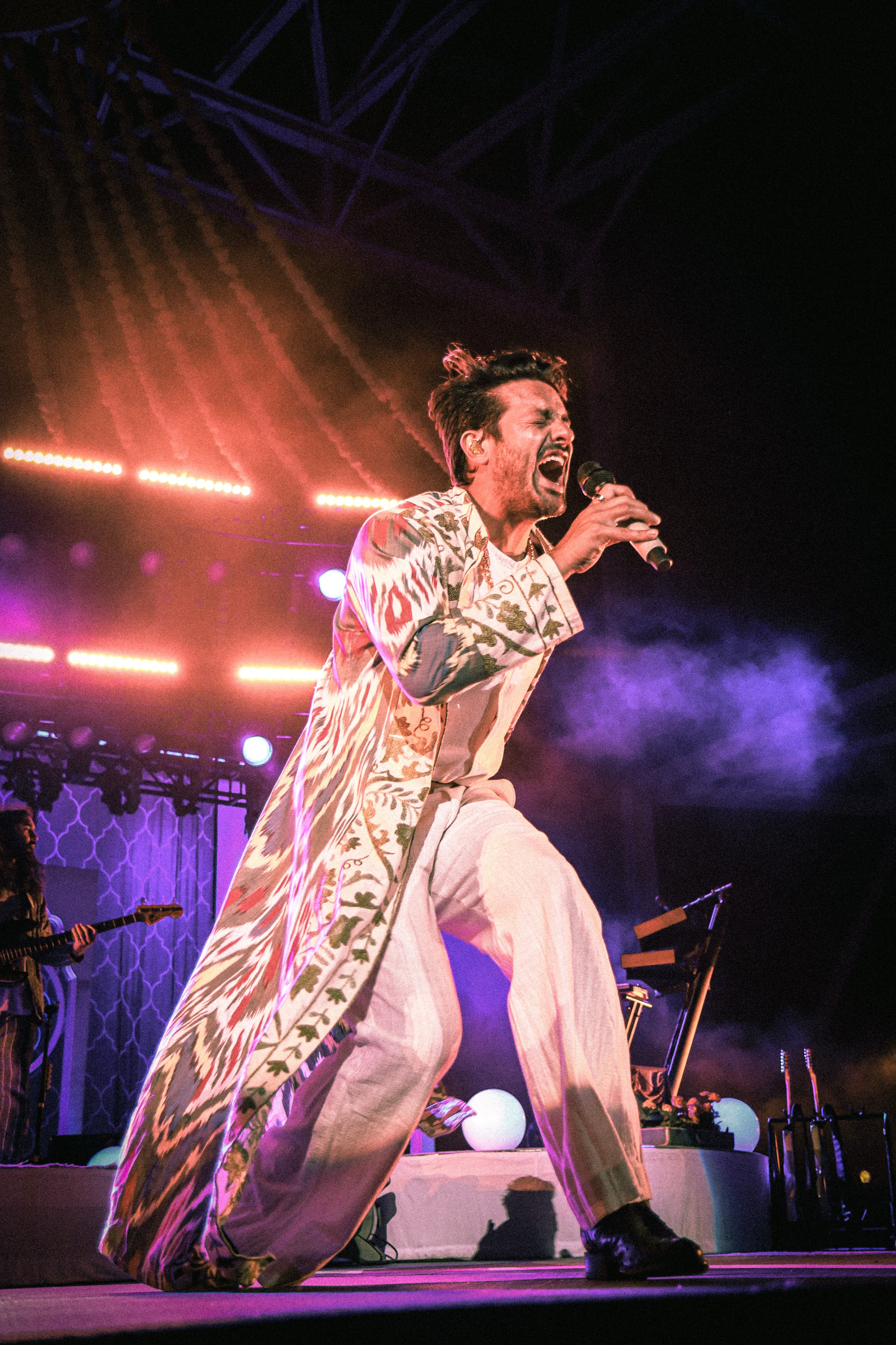  Lead singer Sameer Gadhia admires the crowd during “Wake Up.” 