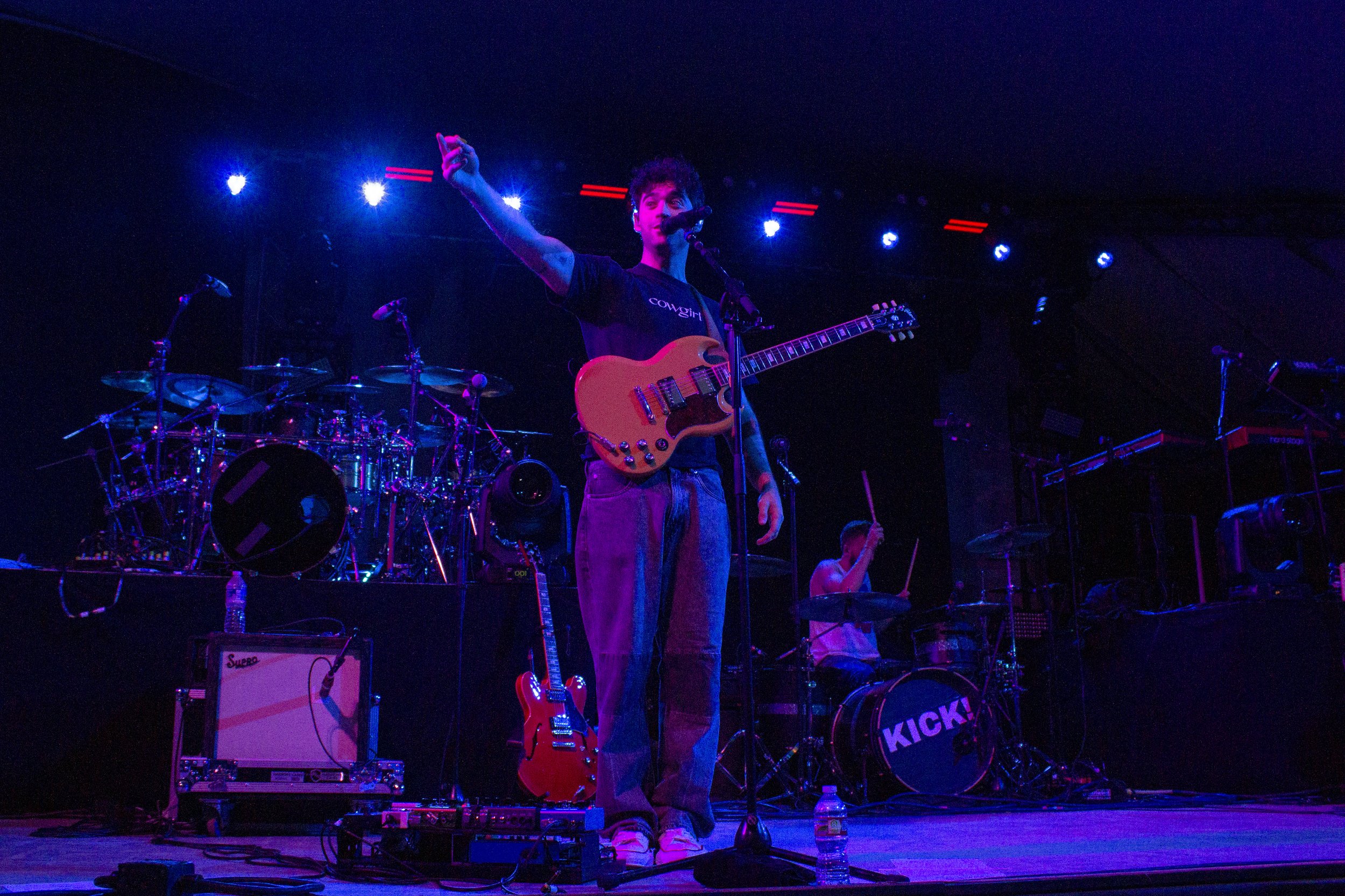  Alexander 23 engages with the enthusiastic crowd at Stubb’s. 