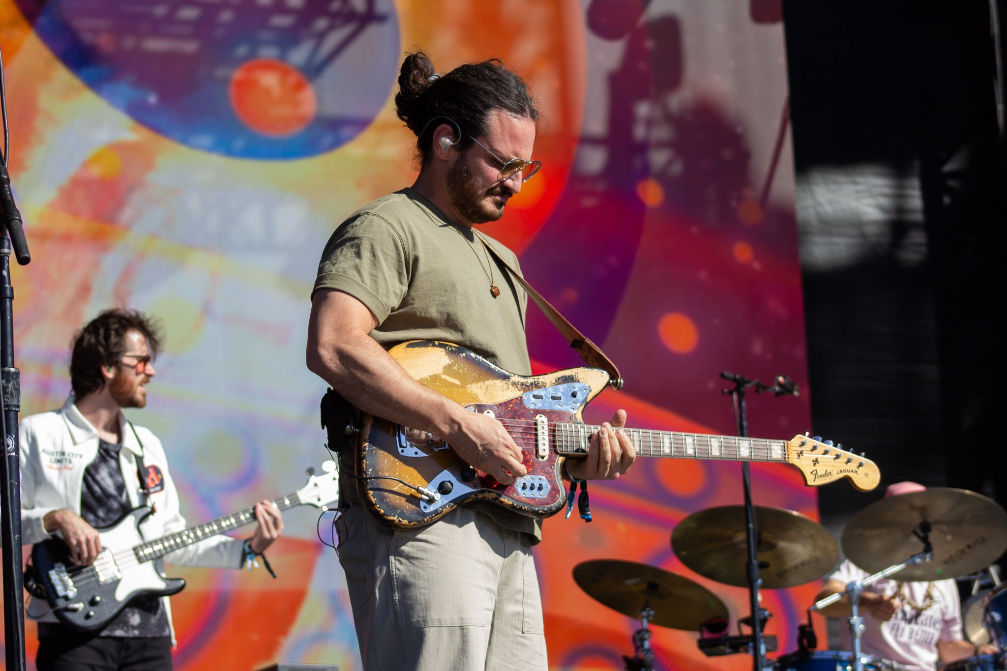  Sam Cooper of Mt. Joy shreds the guitar.  