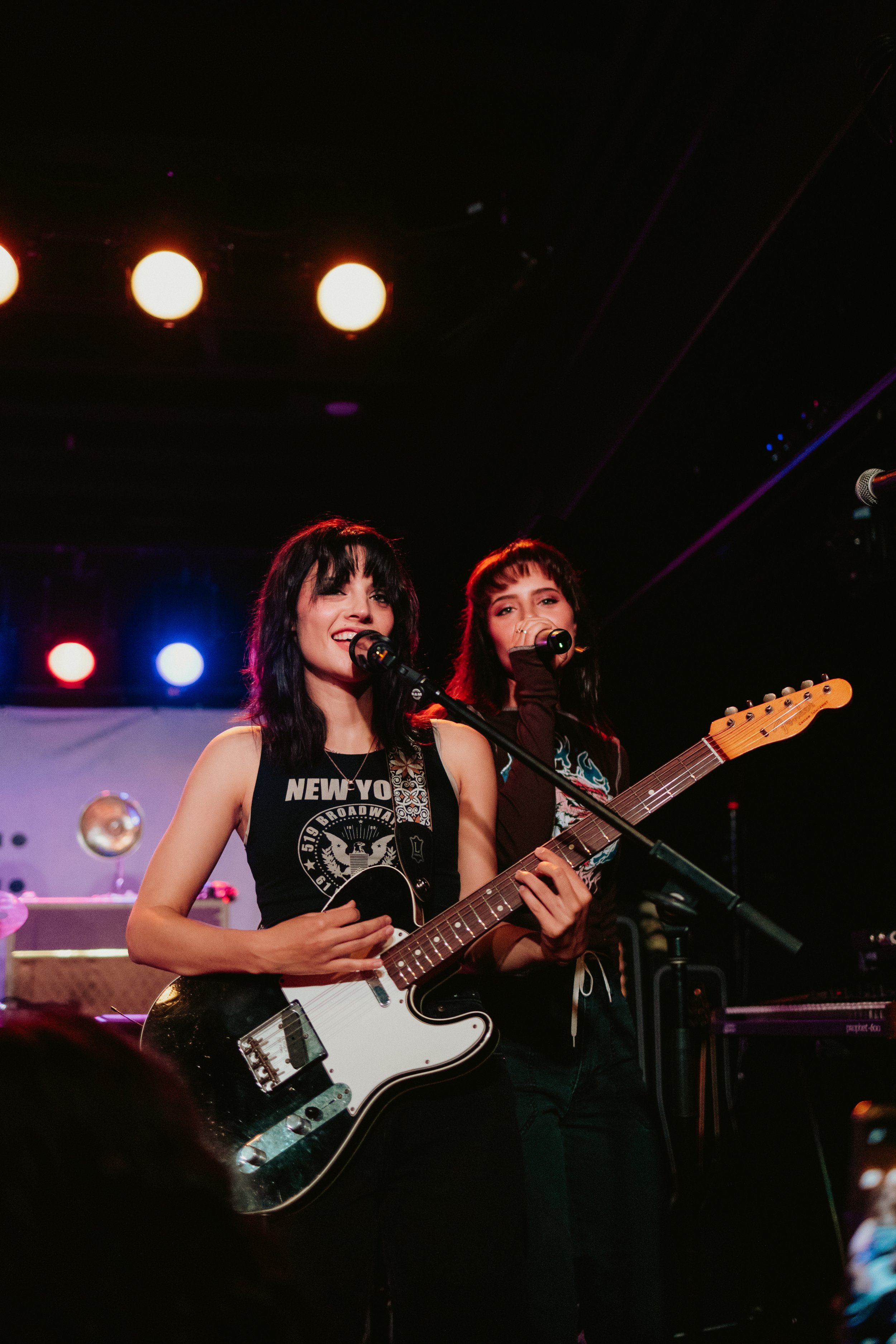  Twin duo Hallie and Dylinn Mayes sing together for their single “Hate You When You Party.”  