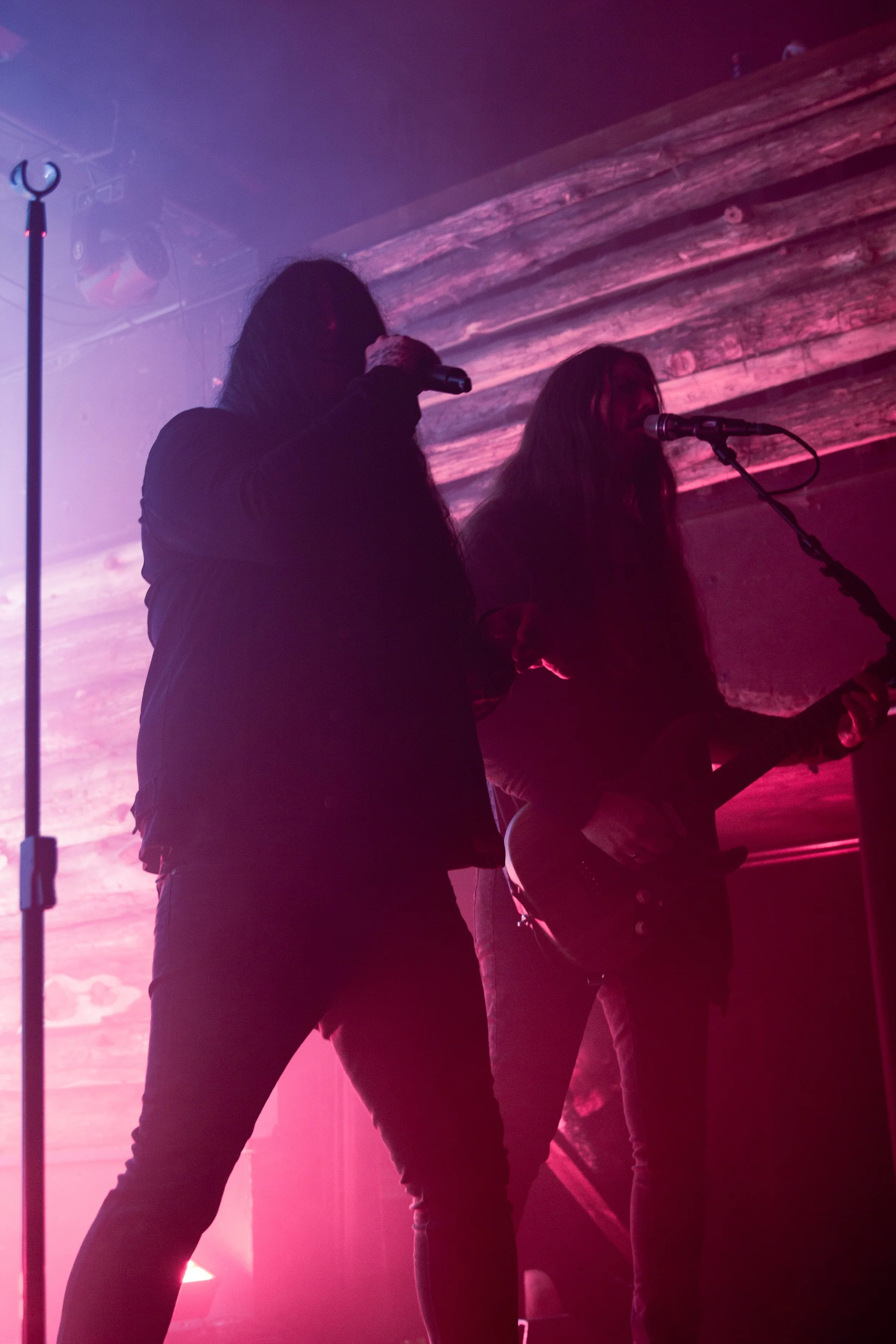  Katatonia treats the crowd to an incredible performance of its new album,  Sky Void of Stars . 