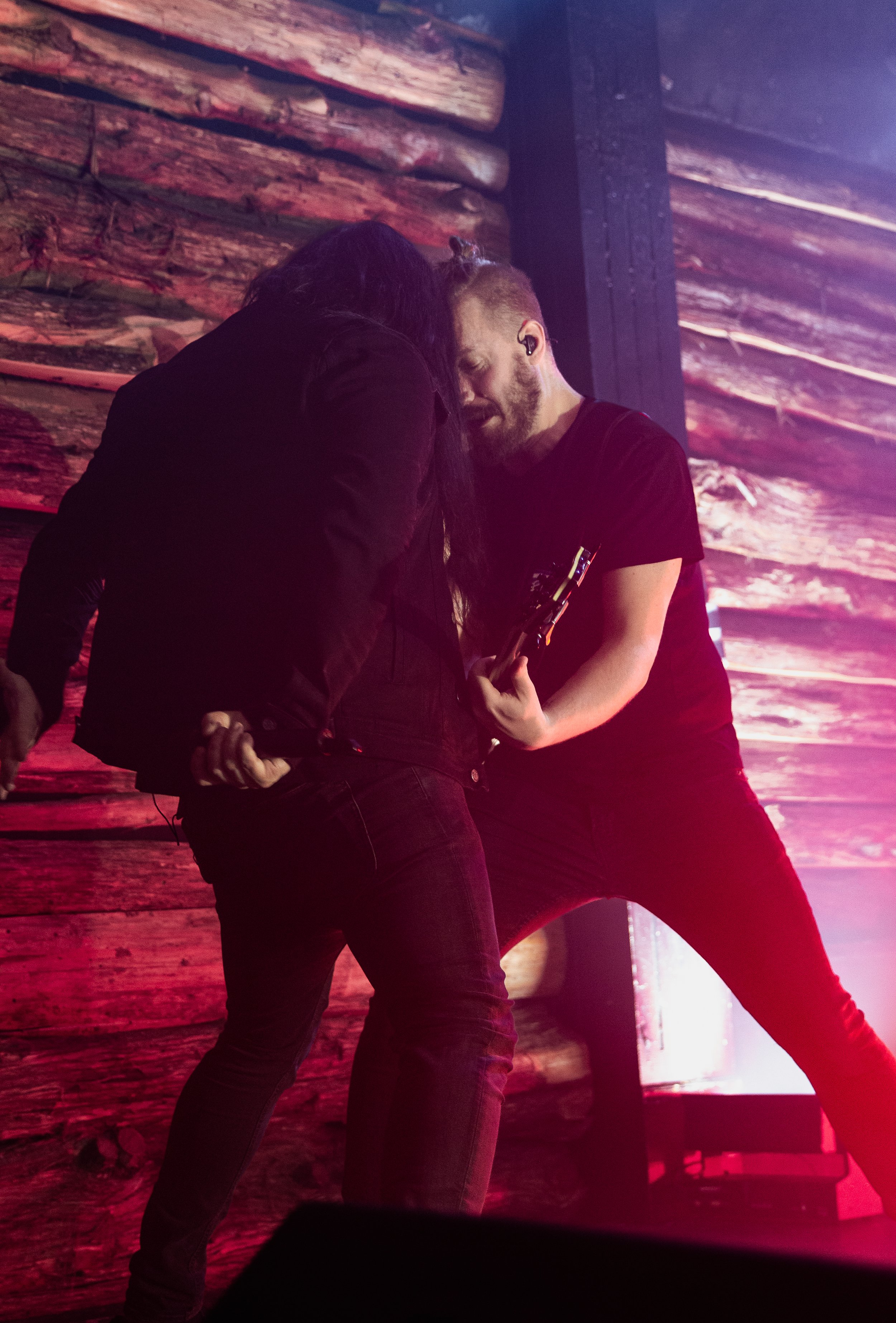  Katatonia treats the crowd to an incredible performance of its new album,  Sky Void of Stars . 