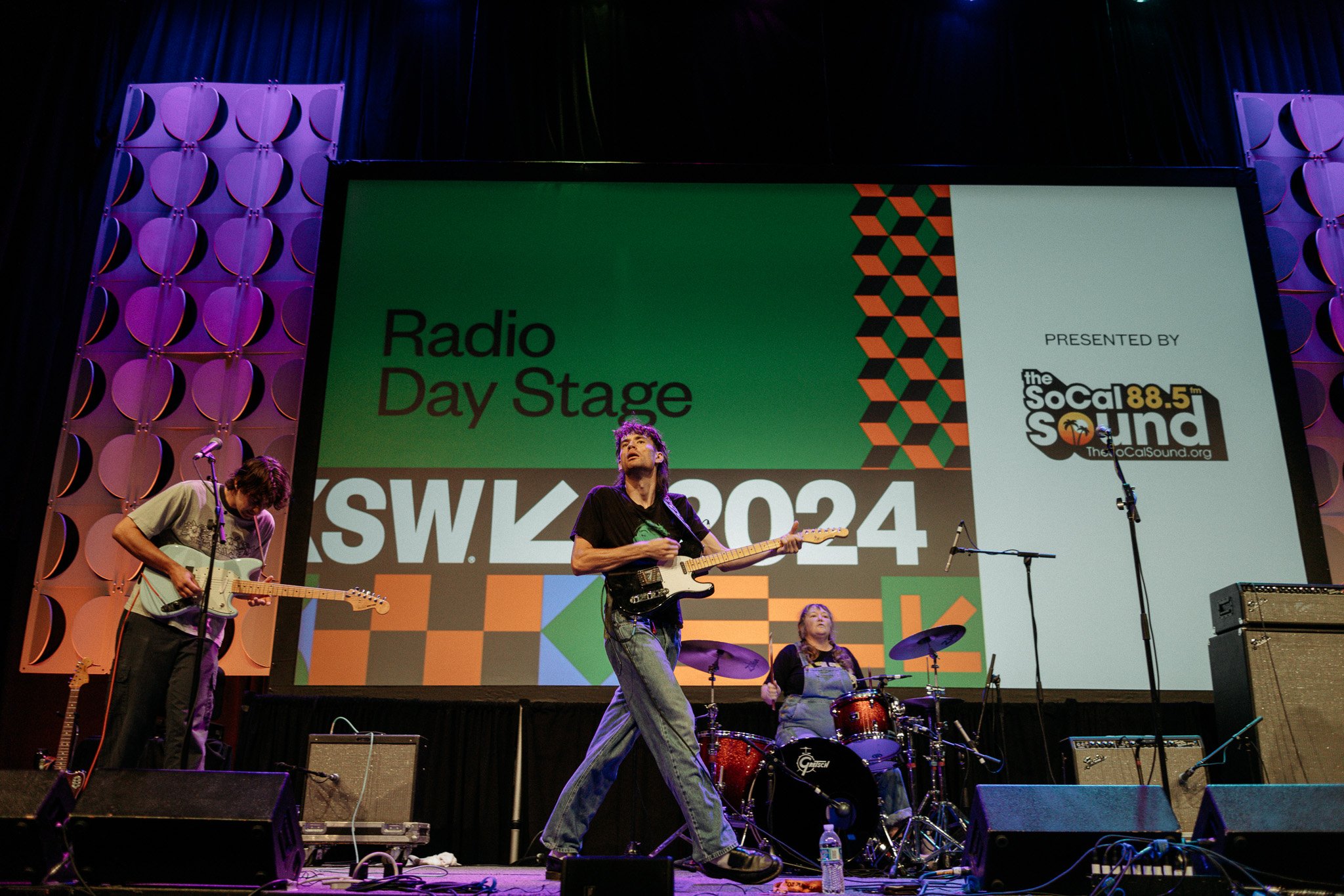  Australian rock band Girl and Girl take the Radio Day Station. 